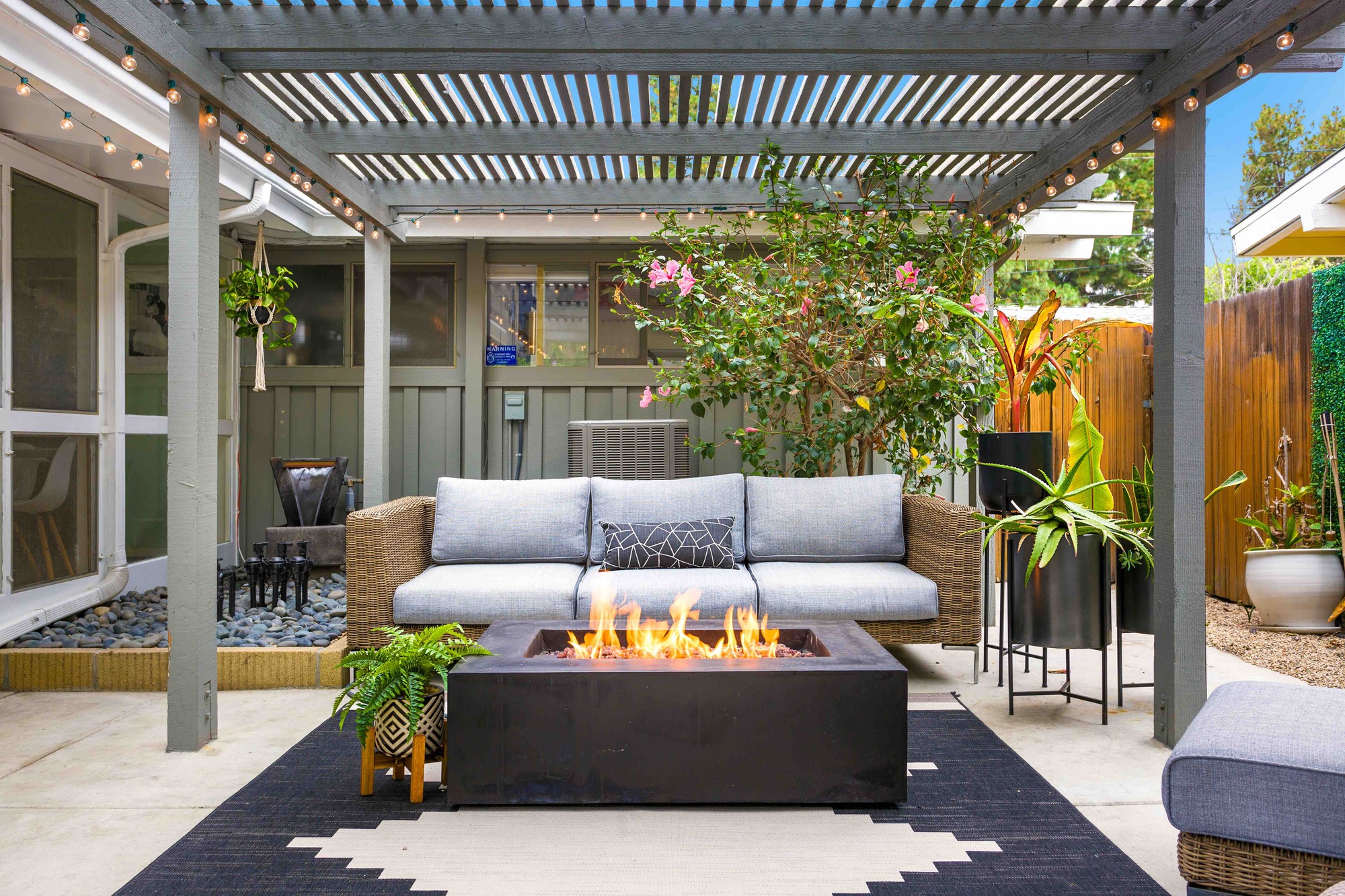 Mid-Century Modern Long Beach, California Style - Main photo of Outer furniture showroom in Long Beach, CA