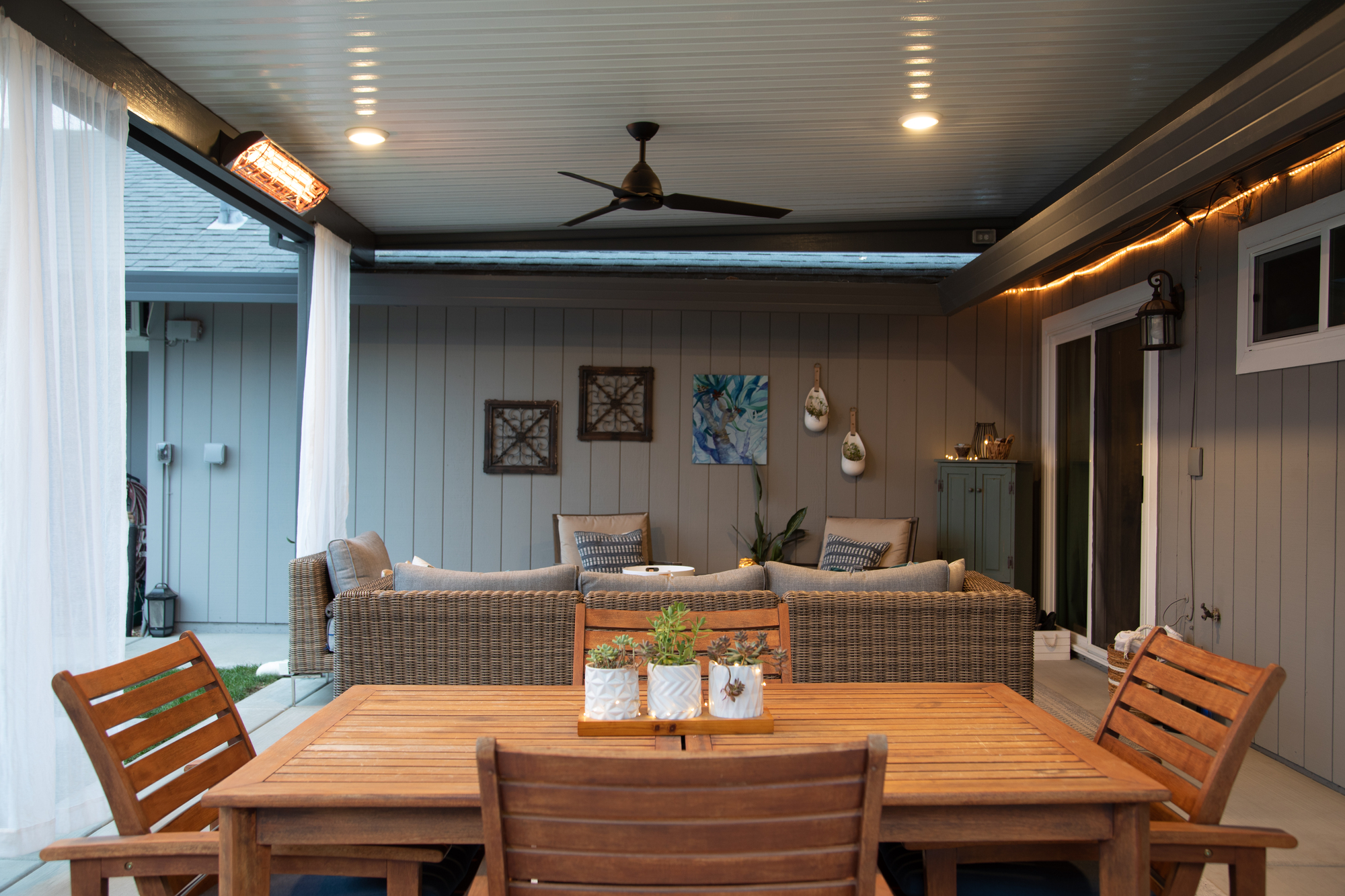 California Casual Outdoor Living Room in Folsom - Photo 9