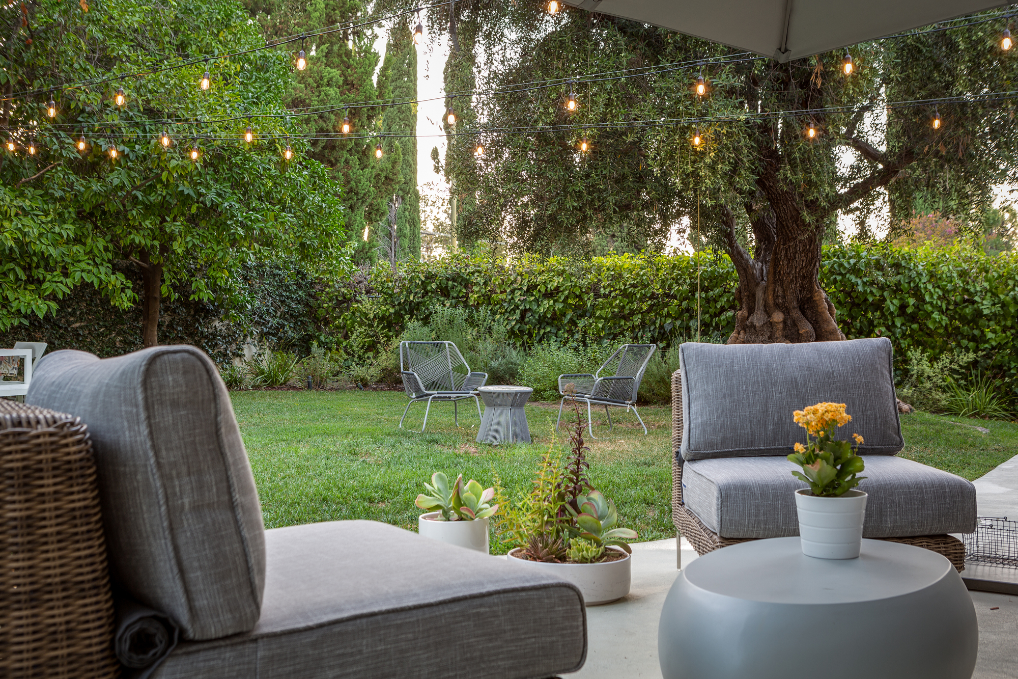 Lush Staycation Home in Tarzana - Photo 7