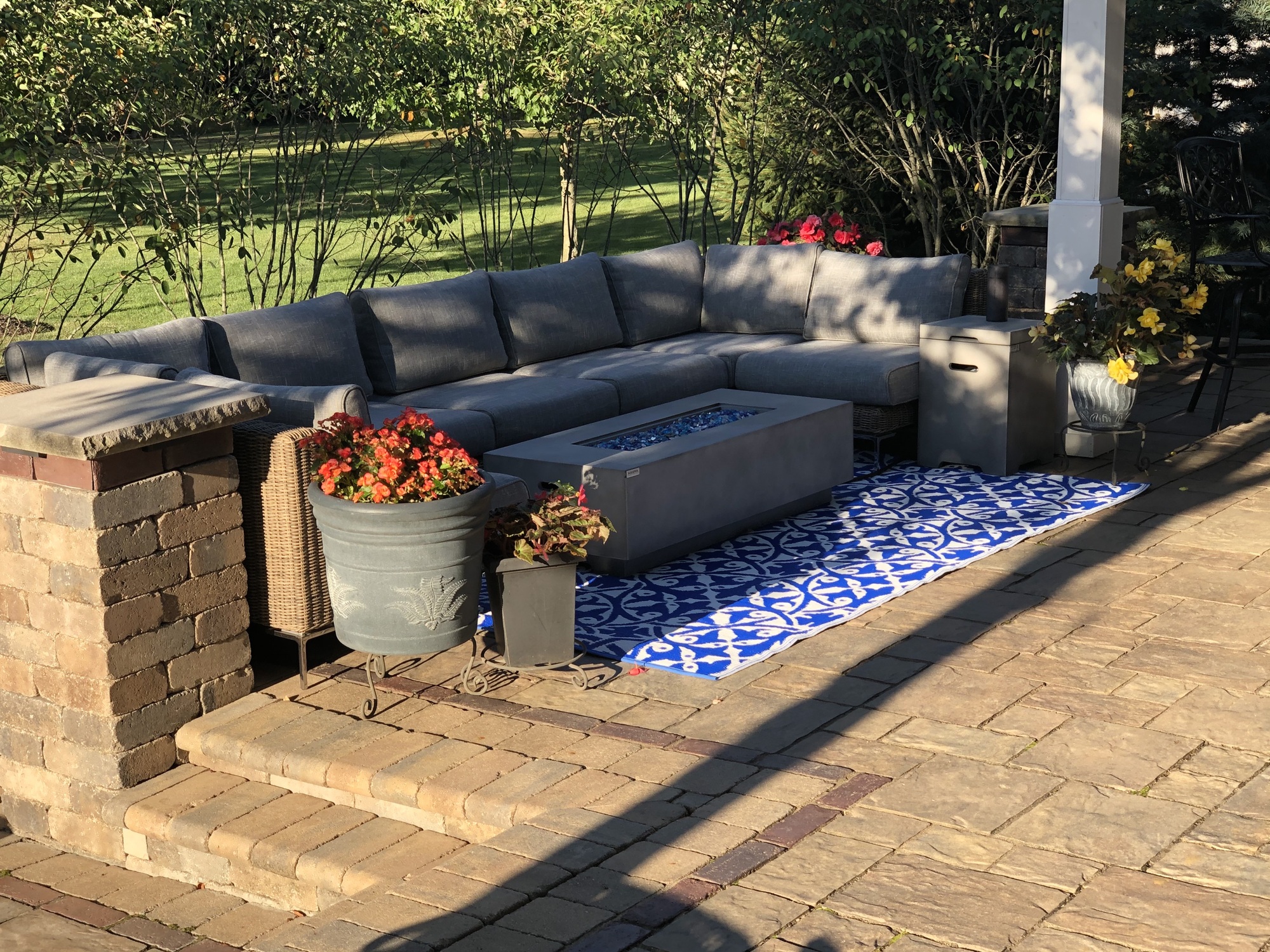 Contemporary Pavilion and Patio in Northeast Ohio - Photo 2