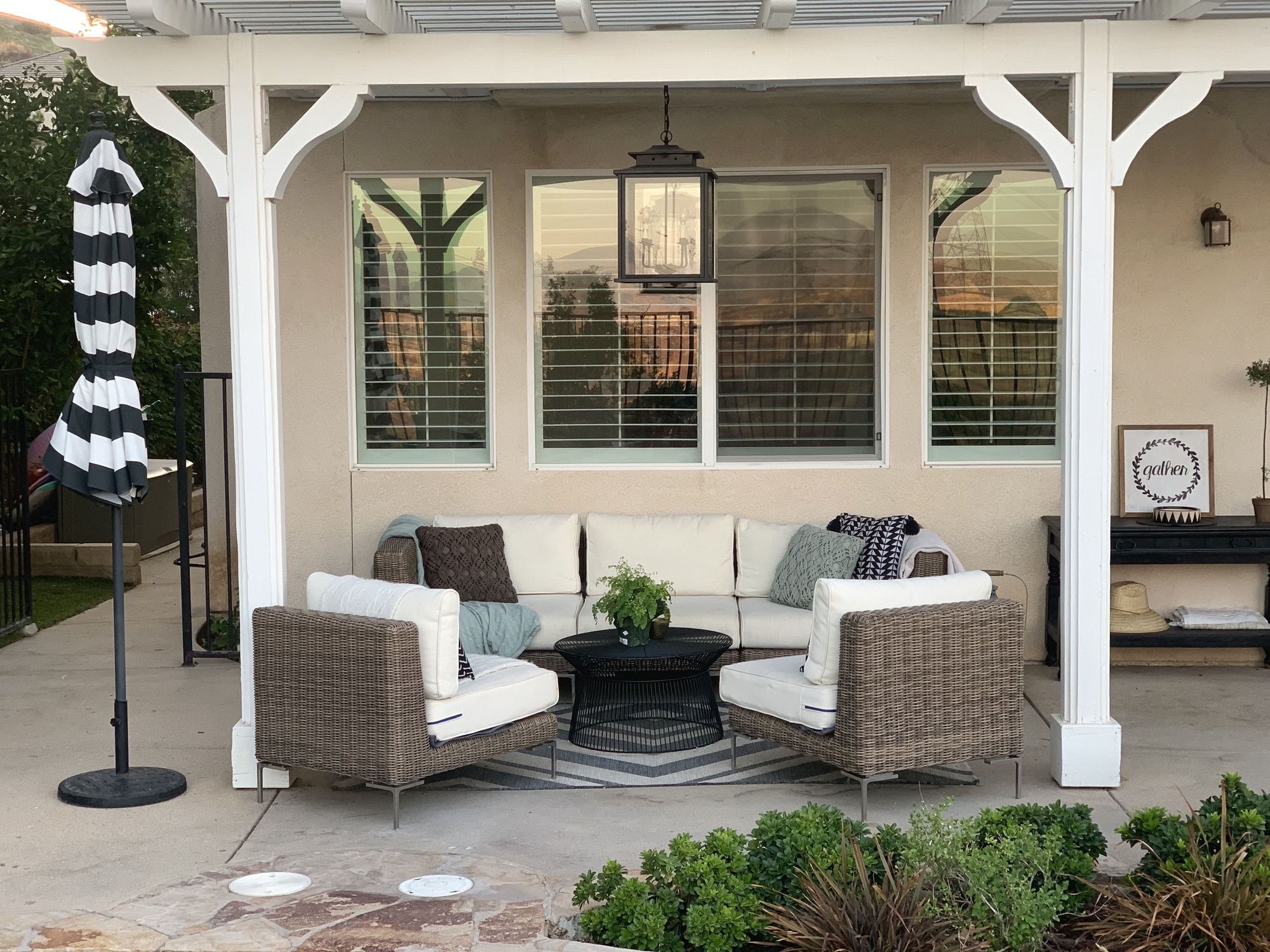 Santa Clarita Family Home - Photo 9