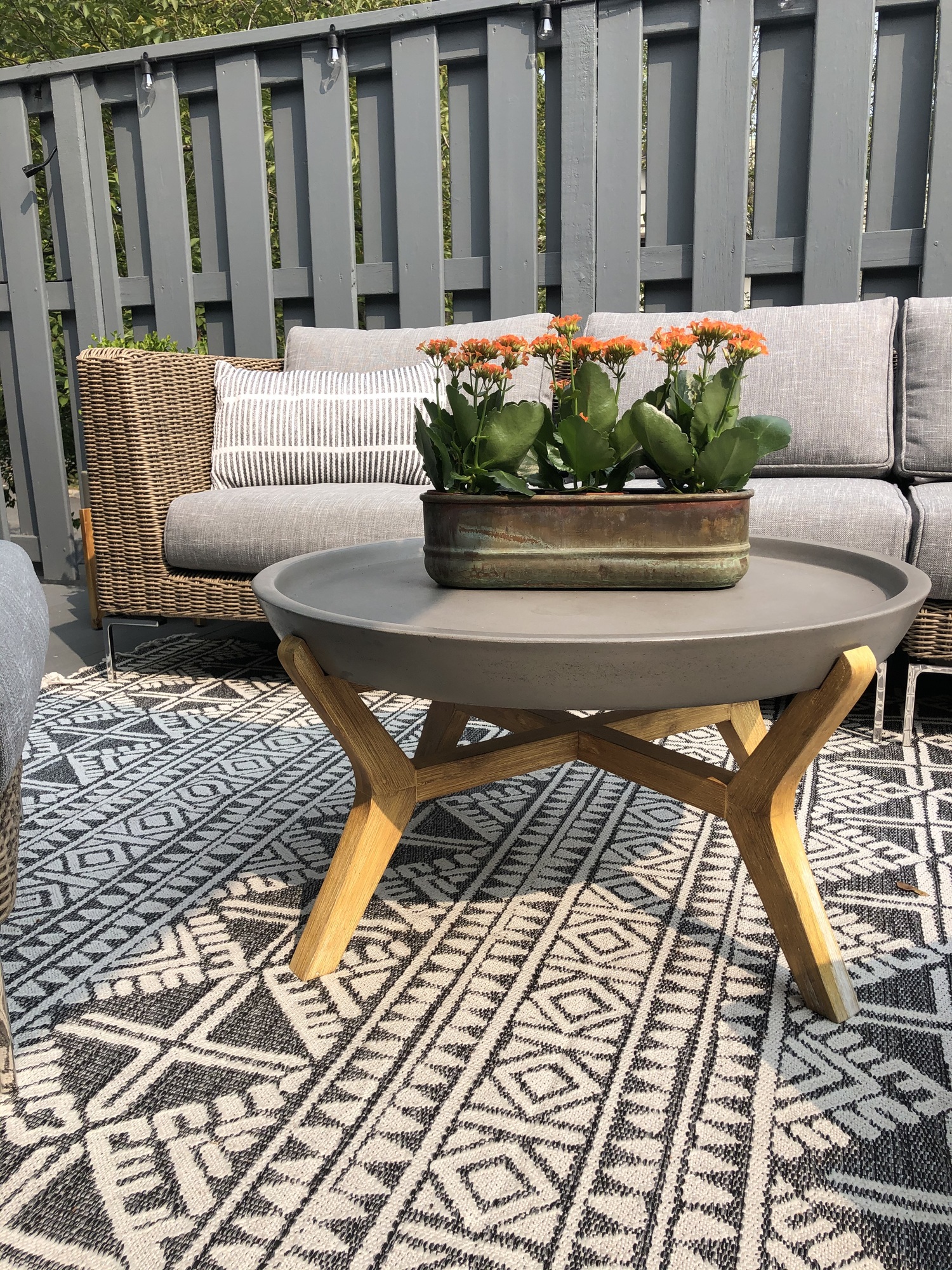 Peaceful Deck Space in Glen Ridge, New Jersey - Photo 3