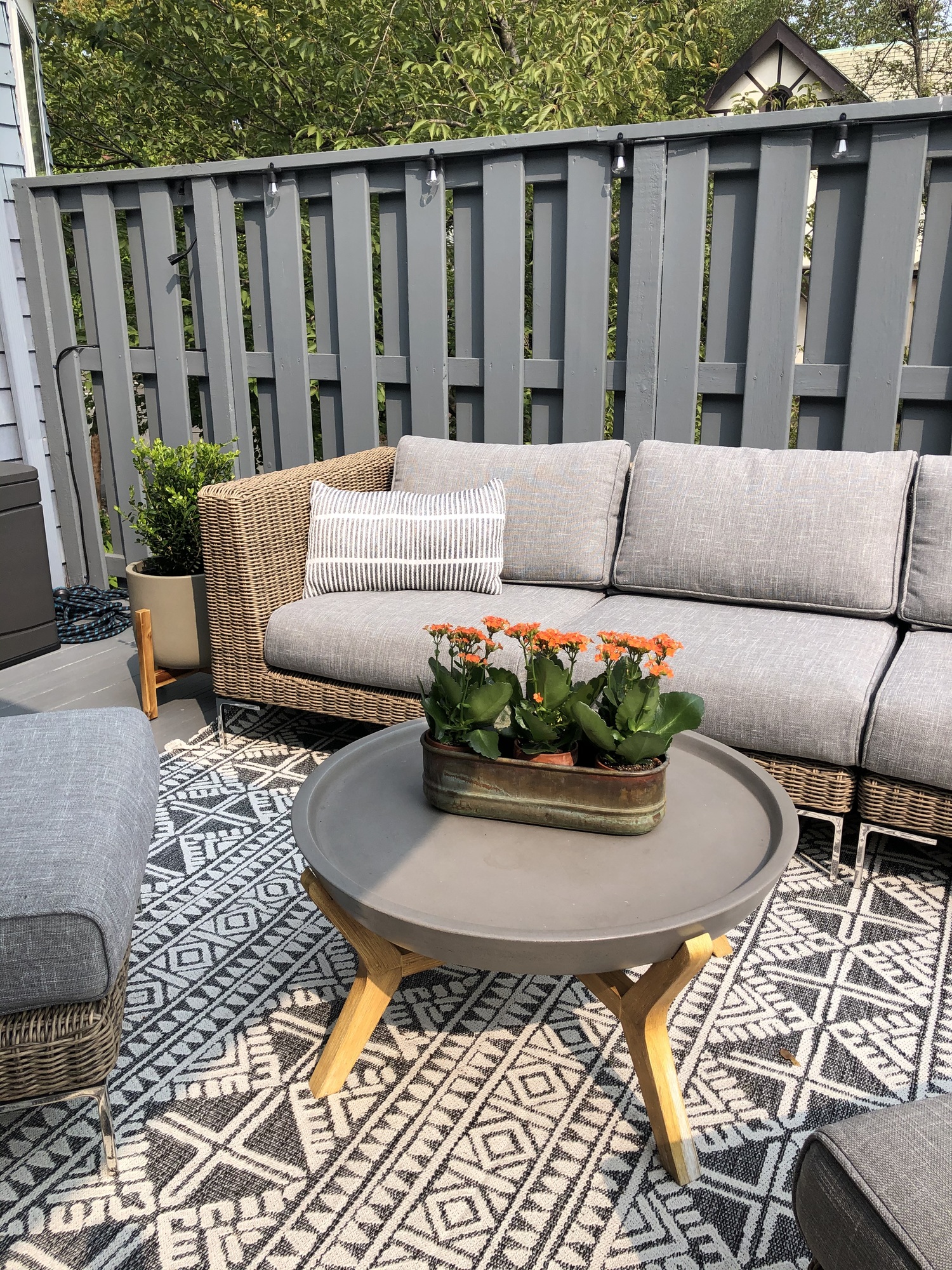 Peaceful Deck Space in Glen Ridge, New Jersey - Photo 4