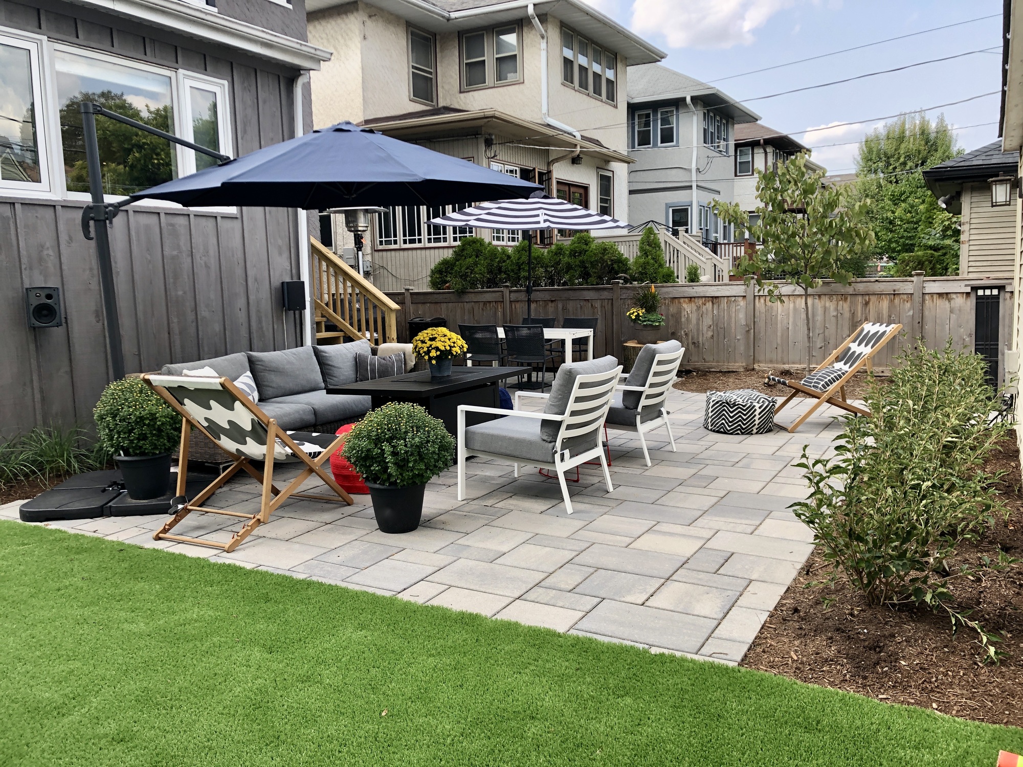 A Modern Space For Entertaining in Oak Park, IL - Photo 6