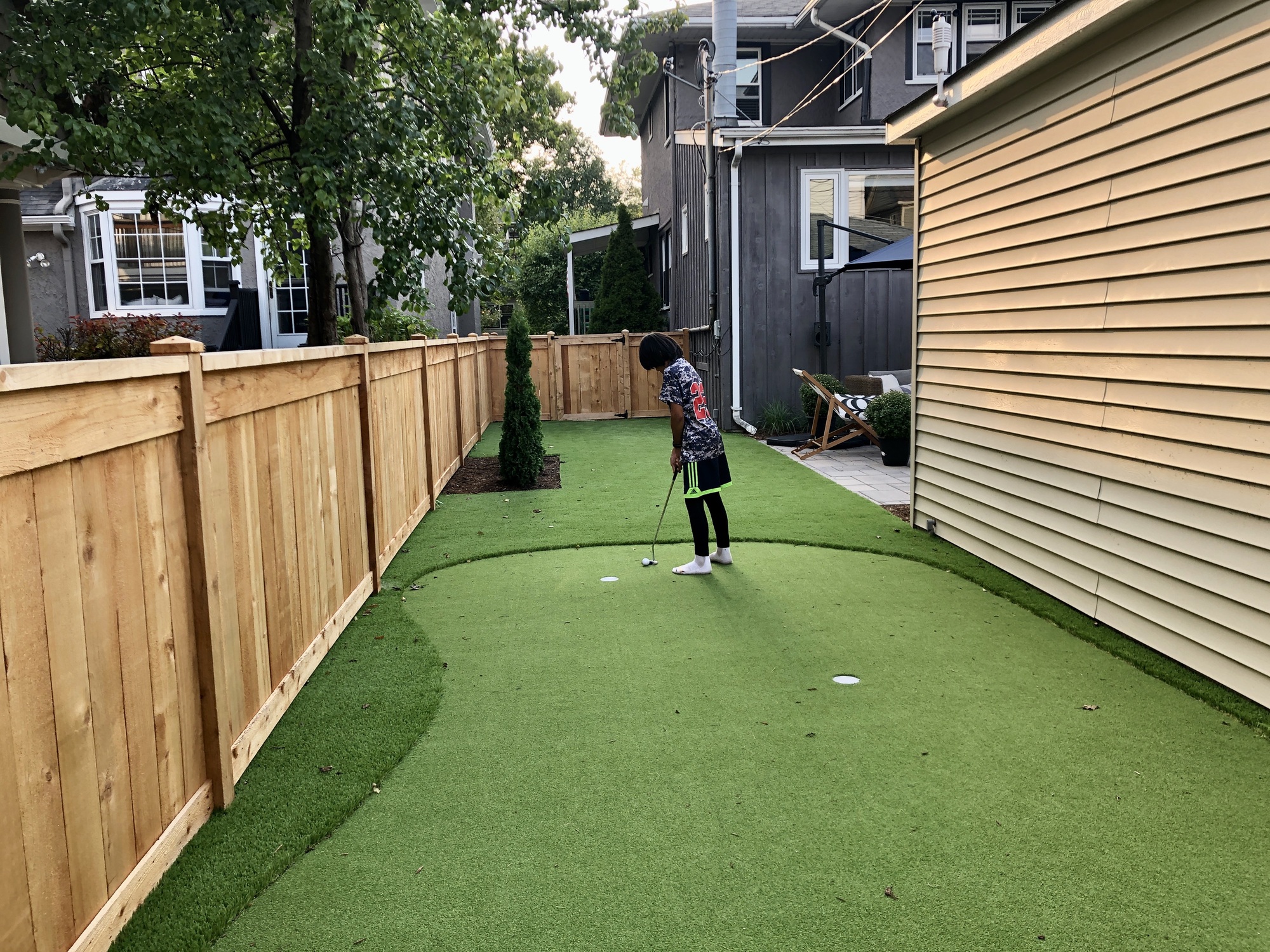A Modern Space For Entertaining in Oak Park, IL - Photo 9
