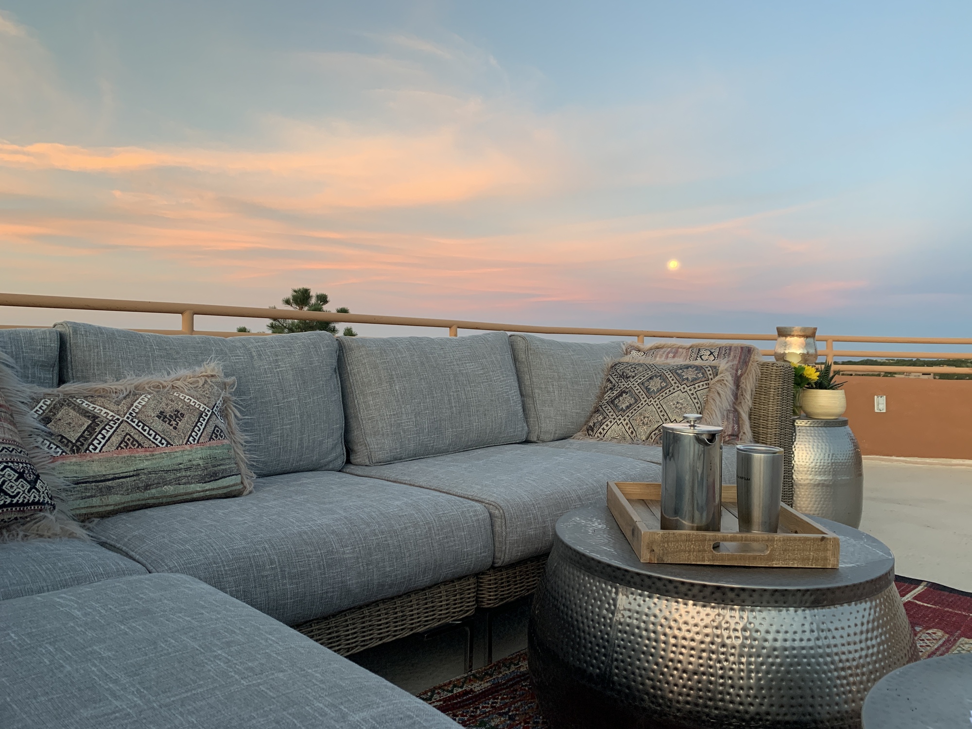 Enchanting Santa Fe Rooftop with 360 Horizon Views - Photo 5