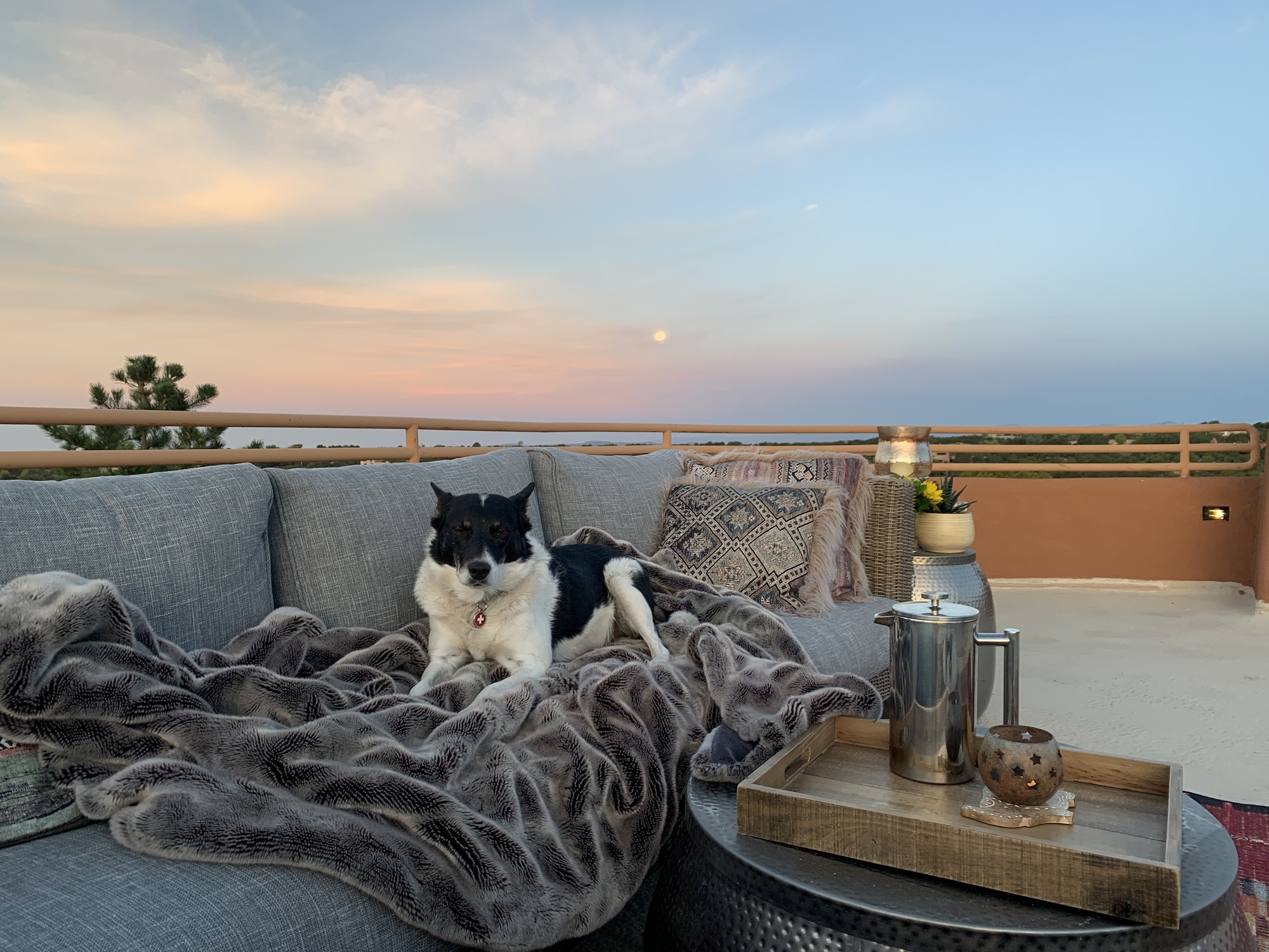 Enchanting Santa Fe Rooftop with 360 Horizon Views - Photo 6