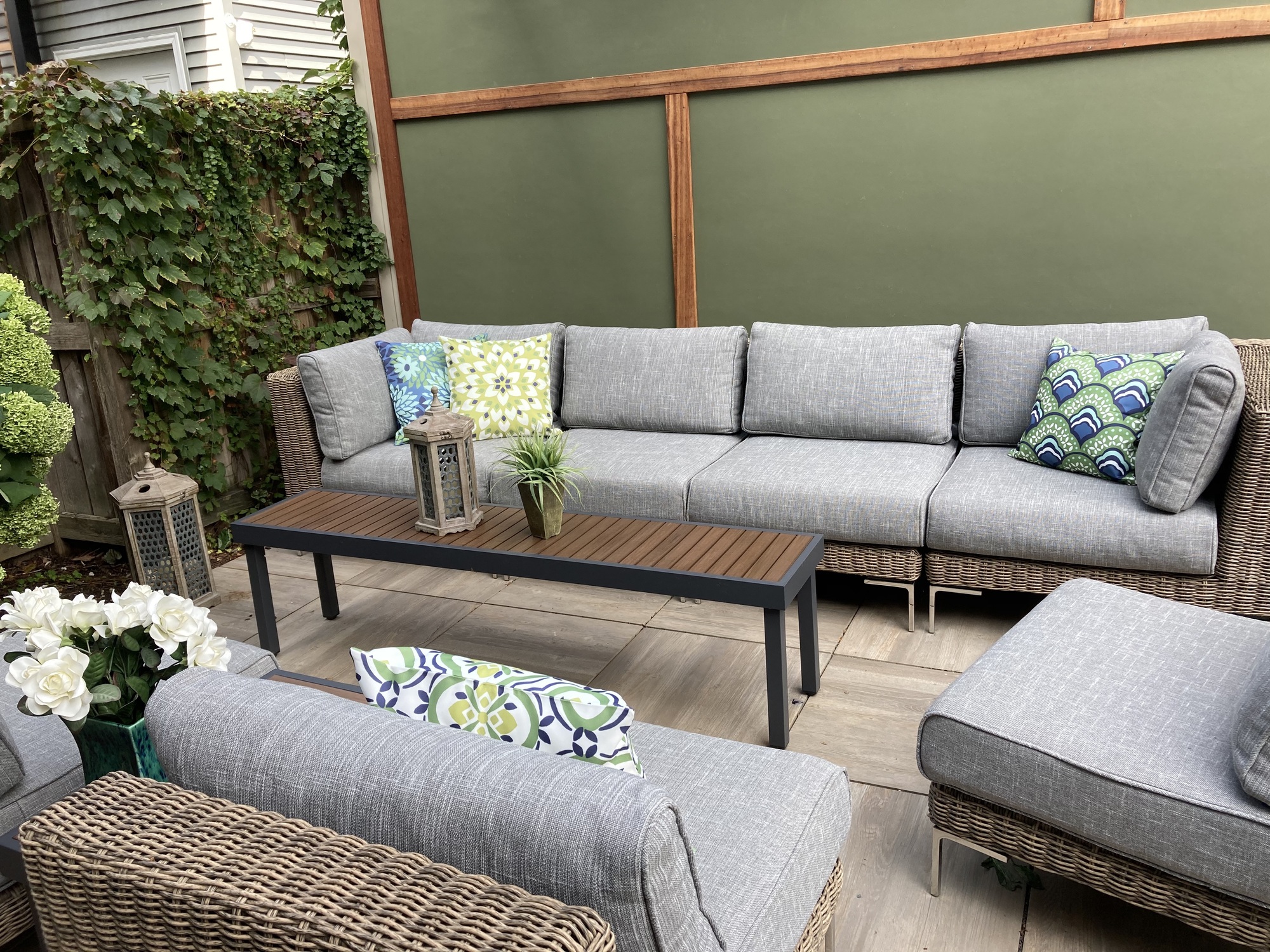 A Cozy and Contemporary Backyard in Chicago - Photo 3