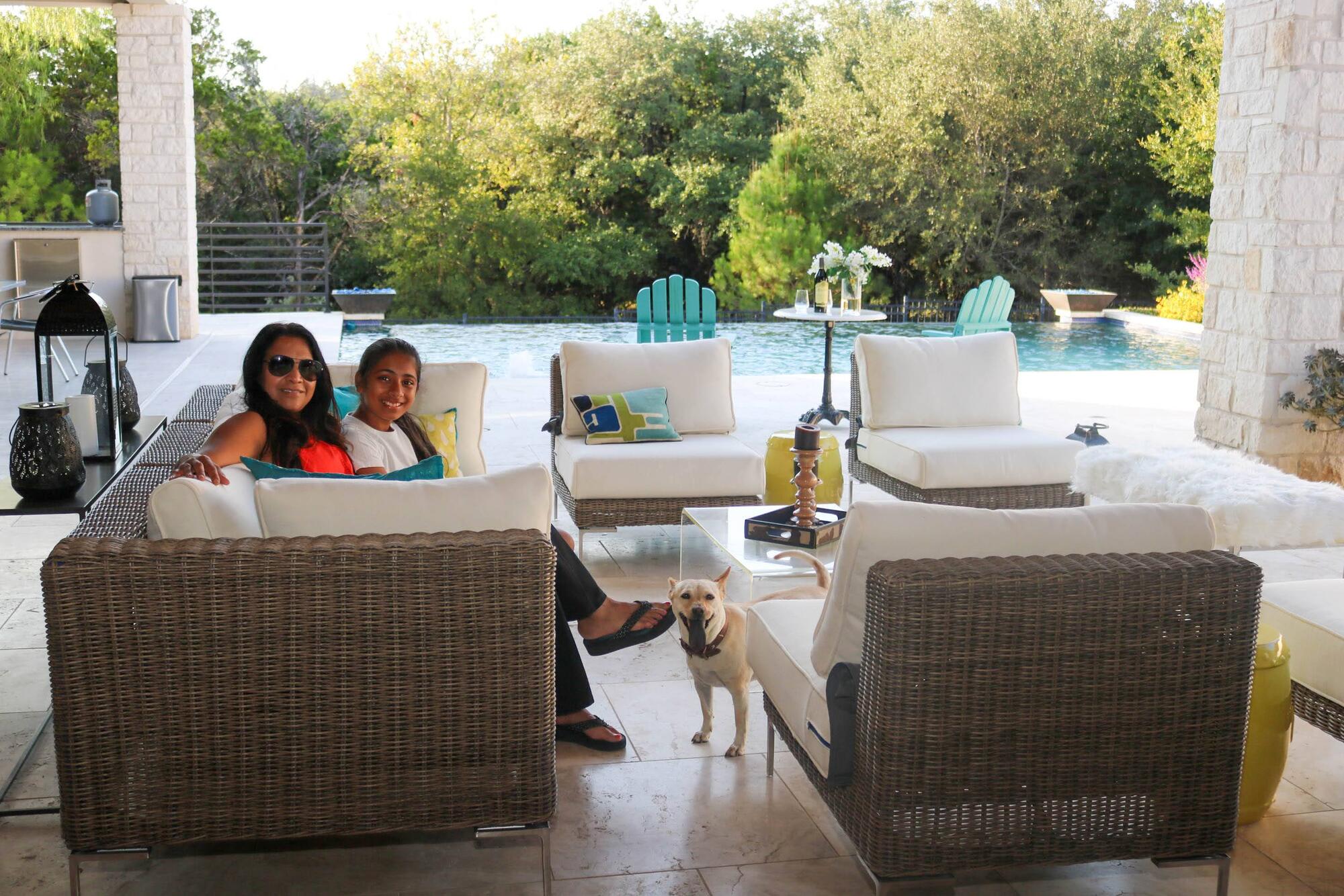 Poolside Paradise in San Antonio, Texas - Photo 6