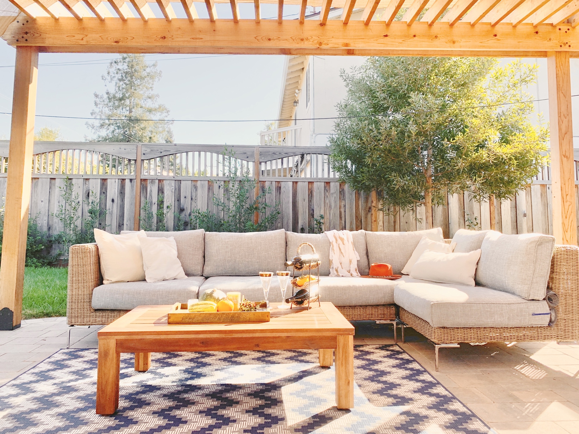 Rustic Farmhouse Family Room in San Jose - Photo 1