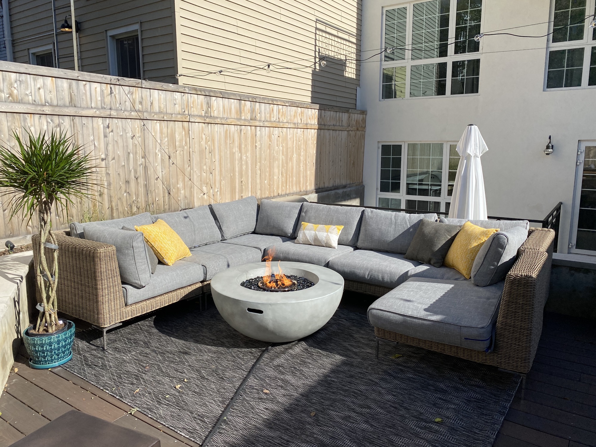 Coveted Backyard Space in Brooklyn - Photo 3