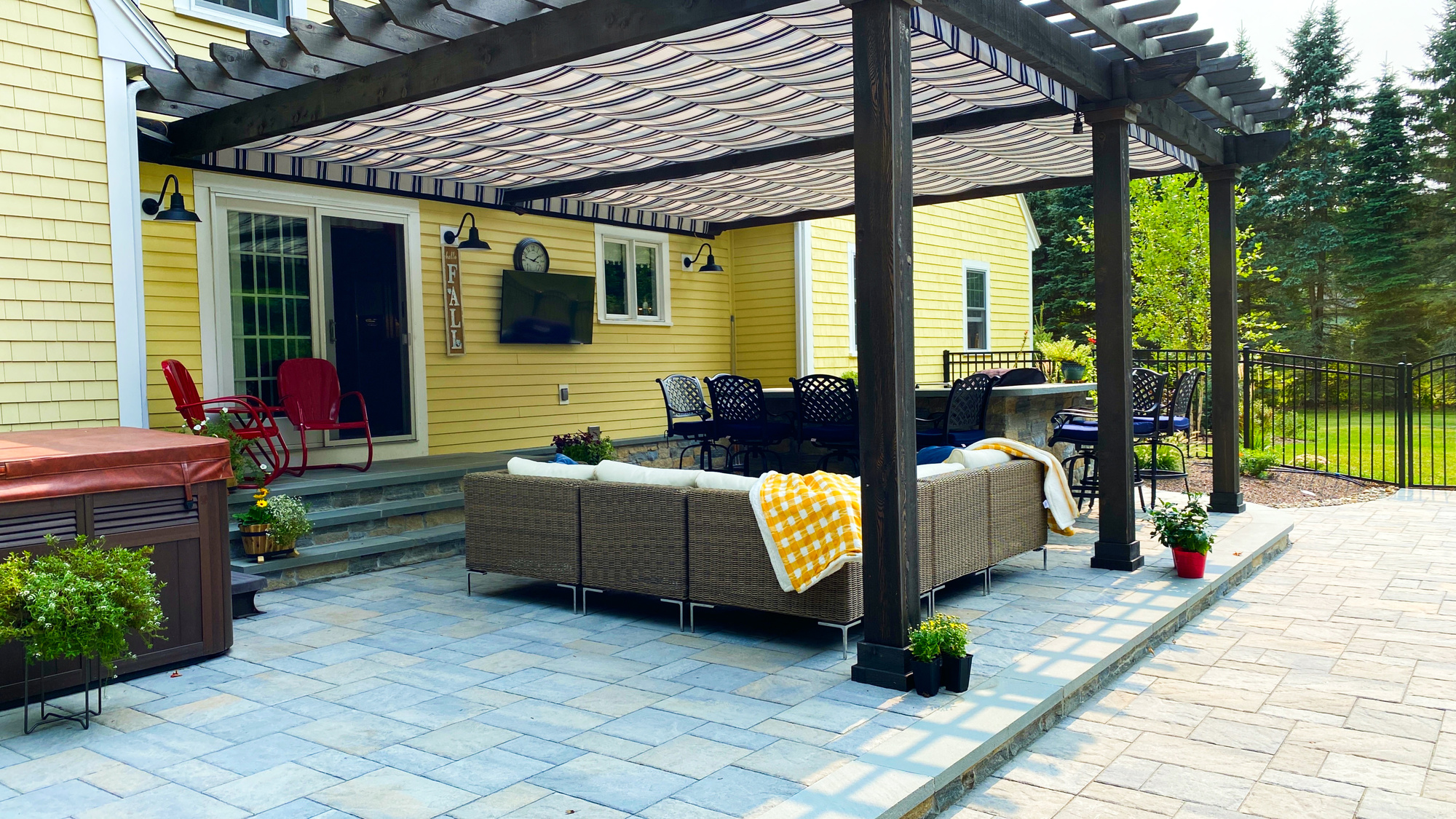 Three-Season Space in Stow, MA - Gallery photo 6 of 10