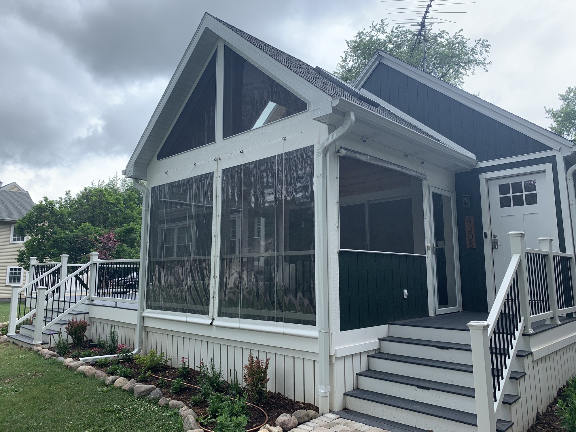 Relaxing Lakehouse in Wisconsin  - Photo 5