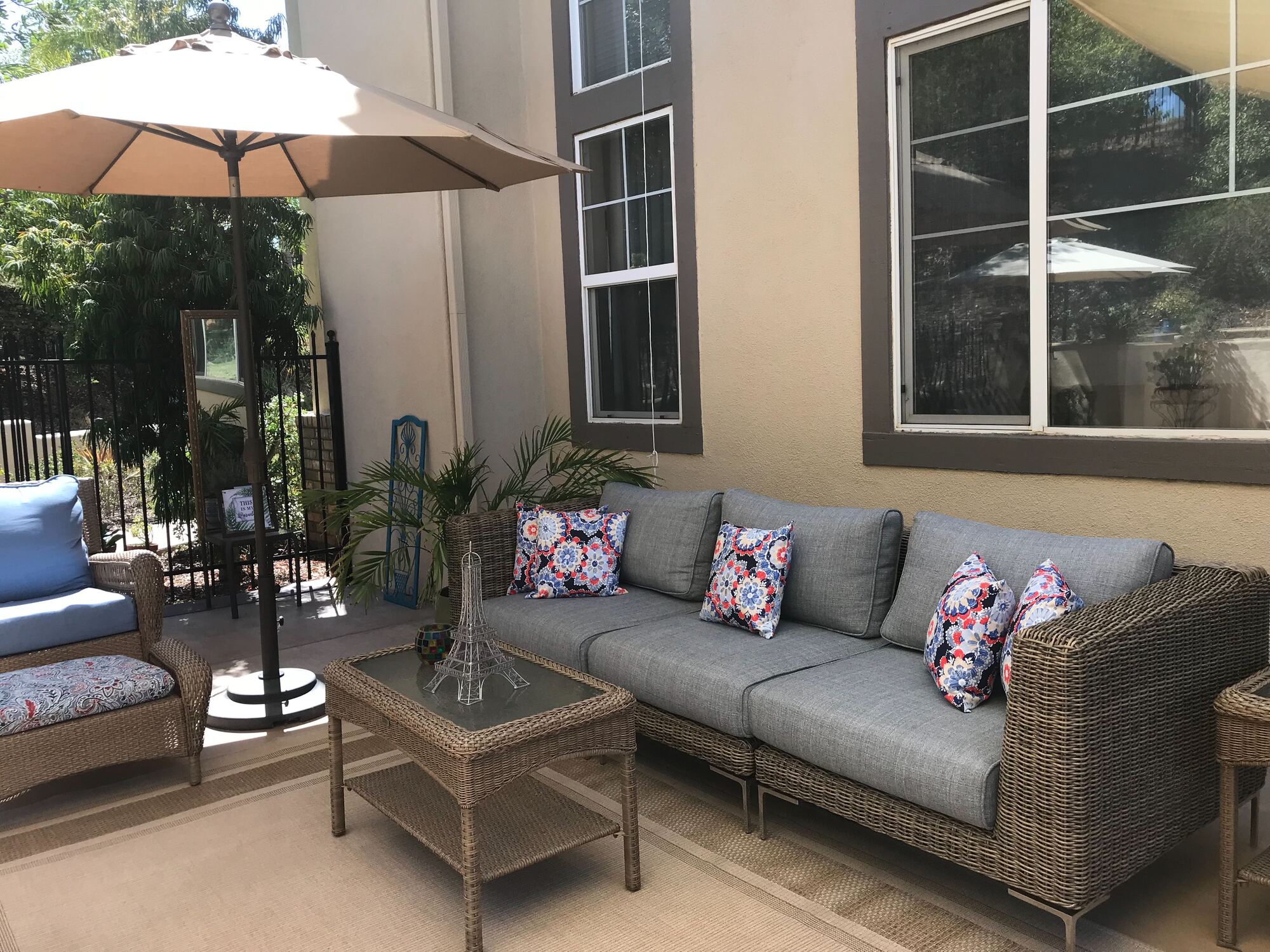 Neo-Eclectic Ranch in Escondido - Gallery photo 2 of 13