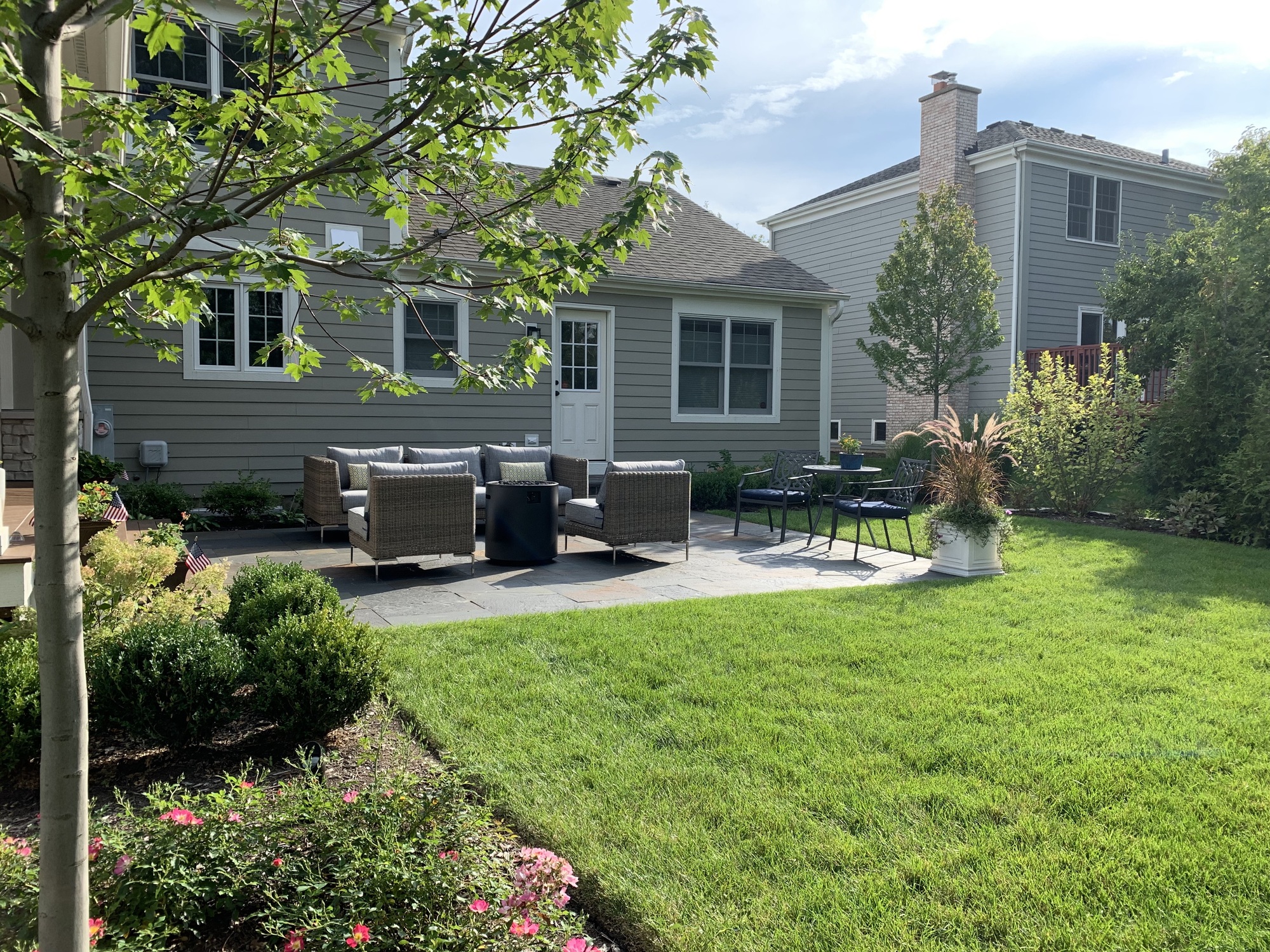 An Inspired Garden Retreat in Willowbrook, IL - Photo 4