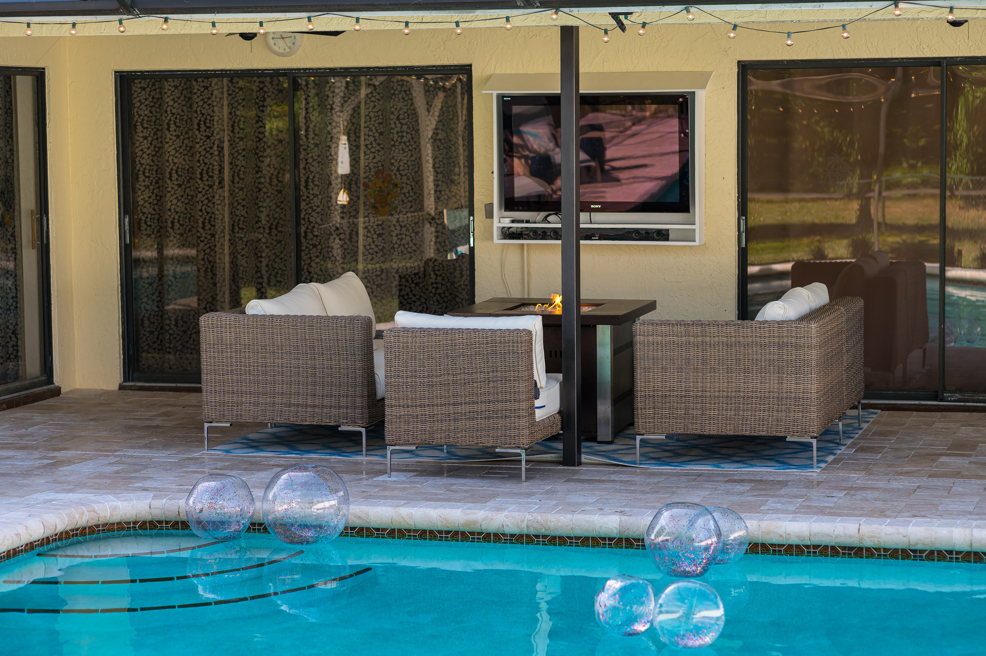 Year-Round Pool Party in Boca Raton - Photo 4