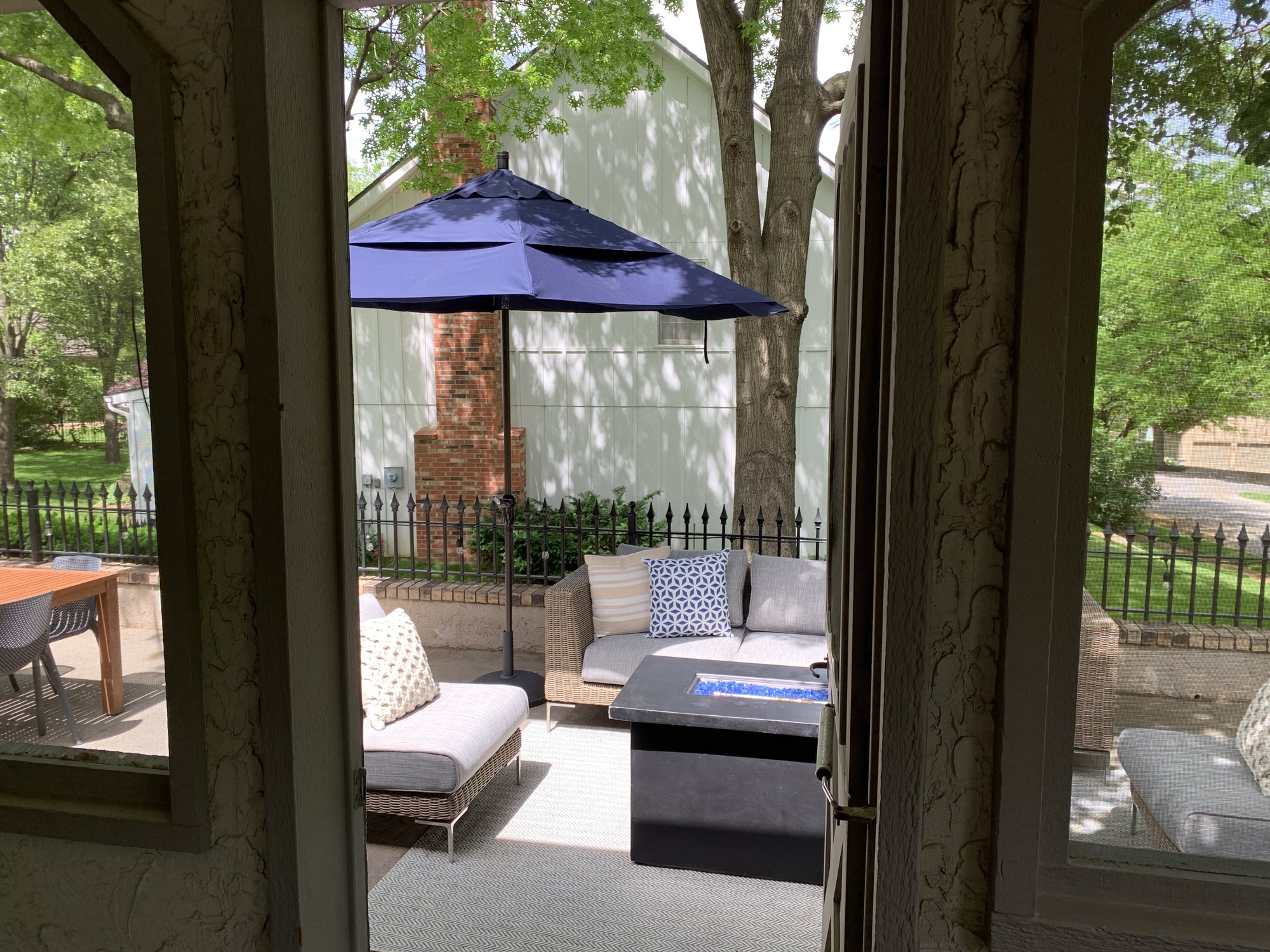 Midwestern Haven in Leawood, KS - Photo 9