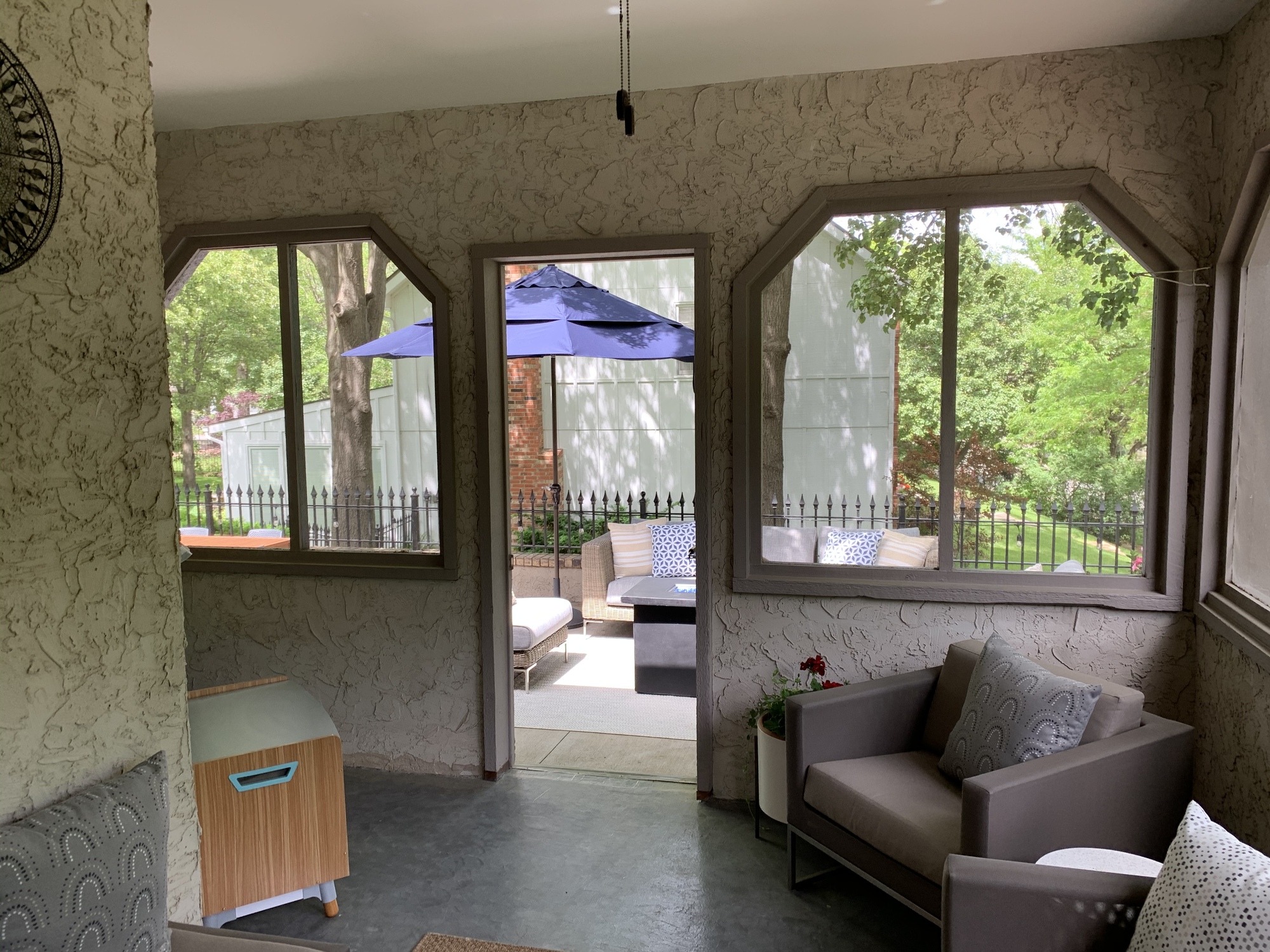 Midwestern Haven in Leawood, KS - Photo 10