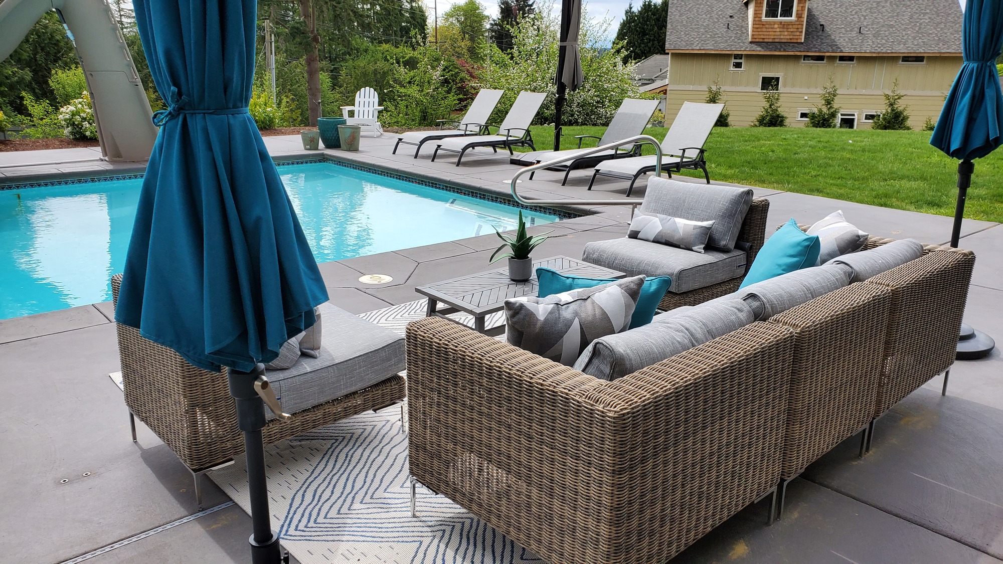 Pool Deck with Modern Flair in Washington State - Gallery photo 6 of 9