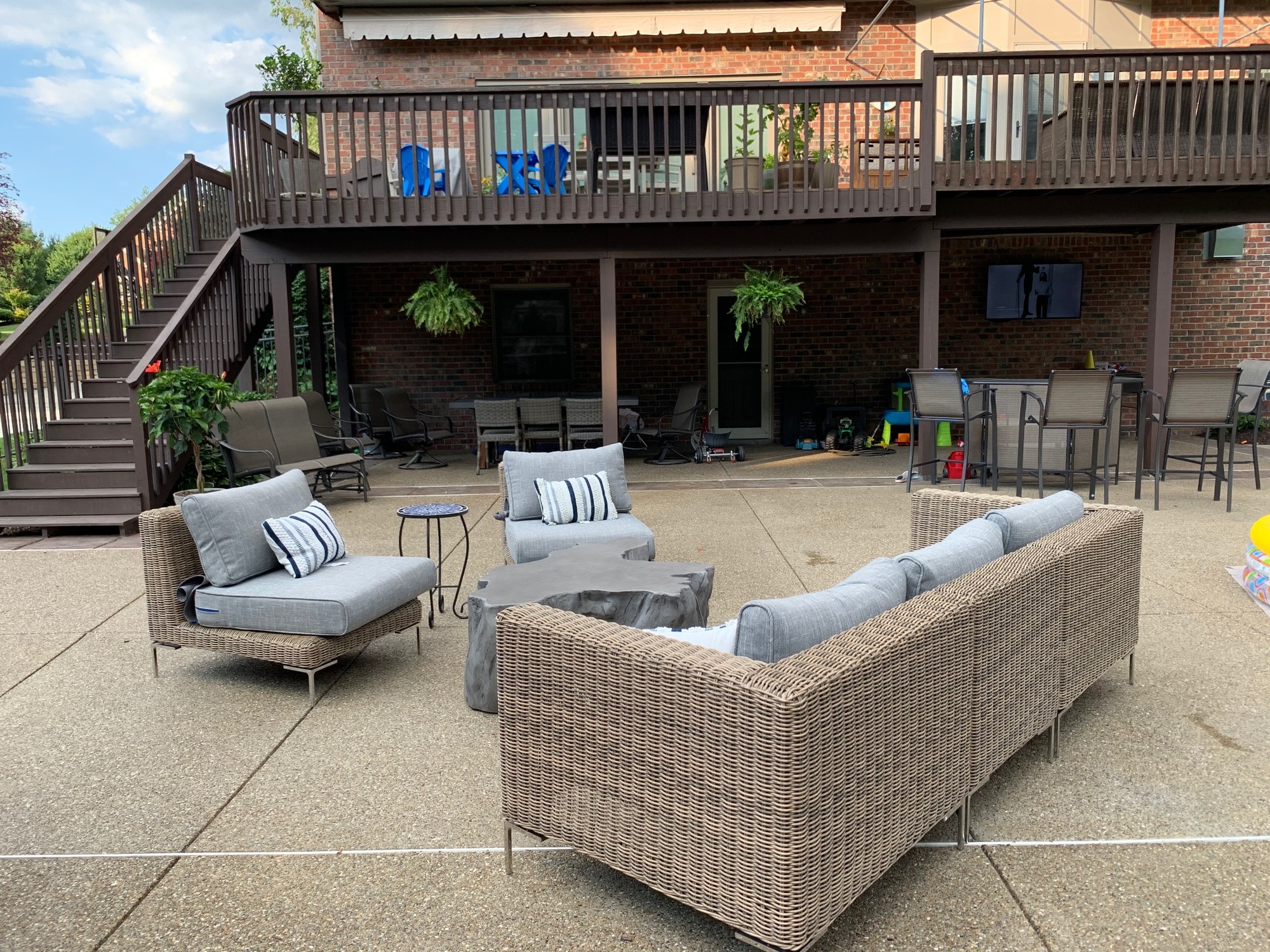 Rustic Patio in Venetia, Pennsylvania - Photo 2