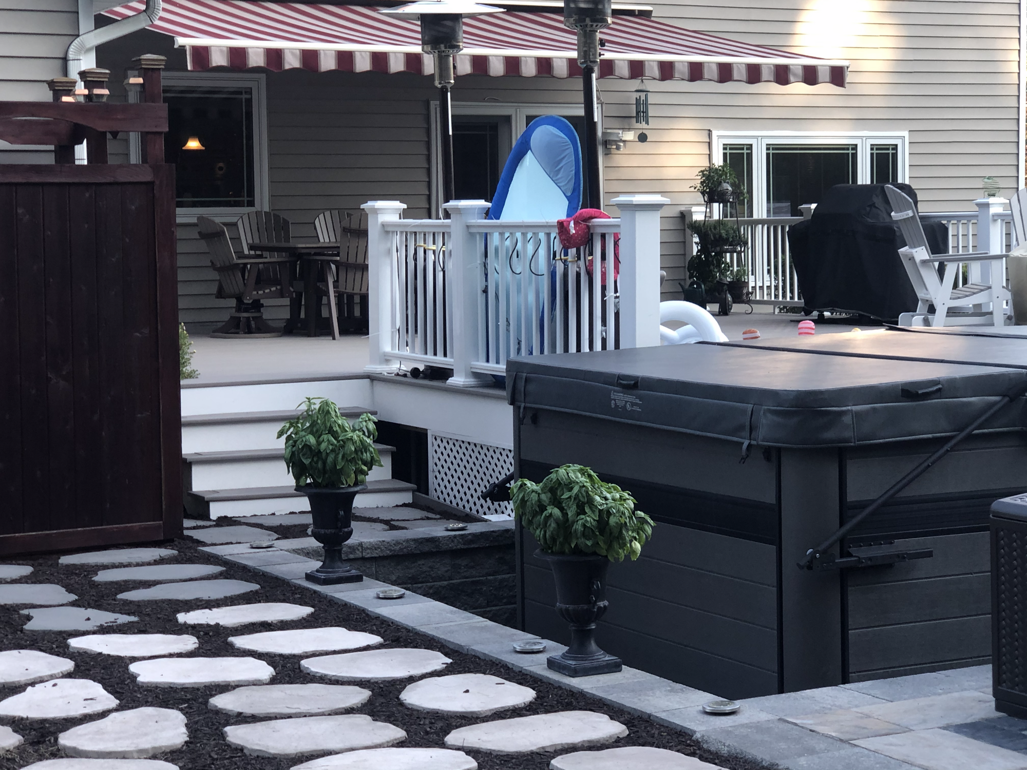 Cozy, Contemporary Patio in Upstate New York - Photo 7