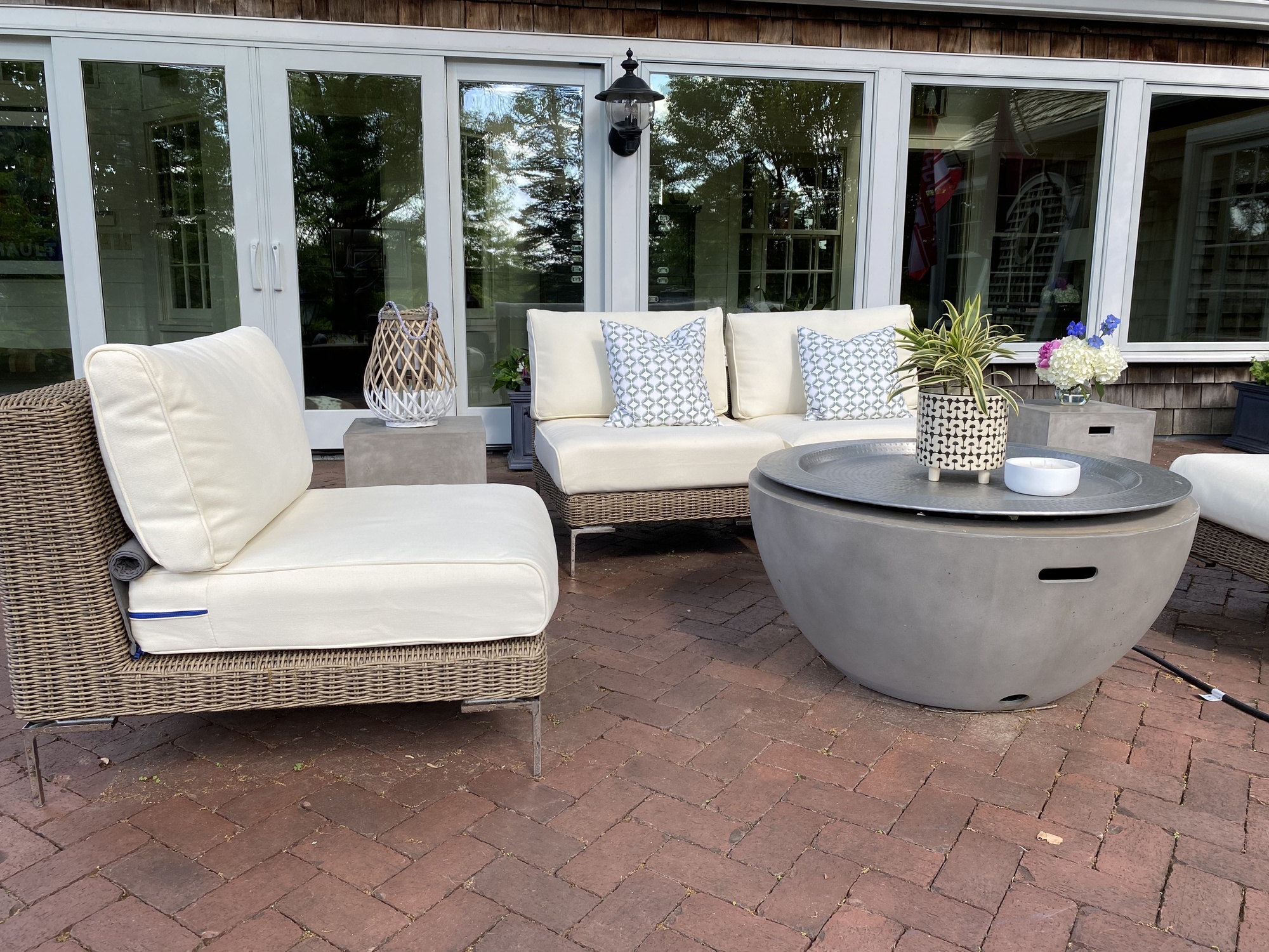 Historic Patio in Omaha, Nebraska - Photo 8