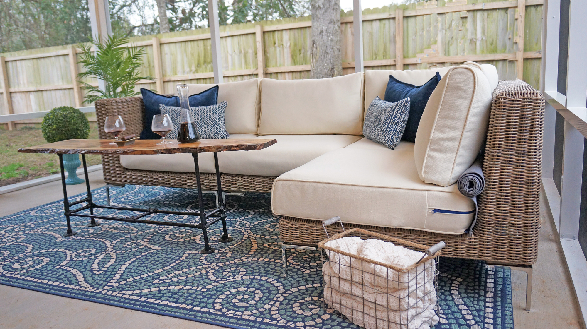 Foodie Patio Paradise in Pensacola, FL - Photo 7