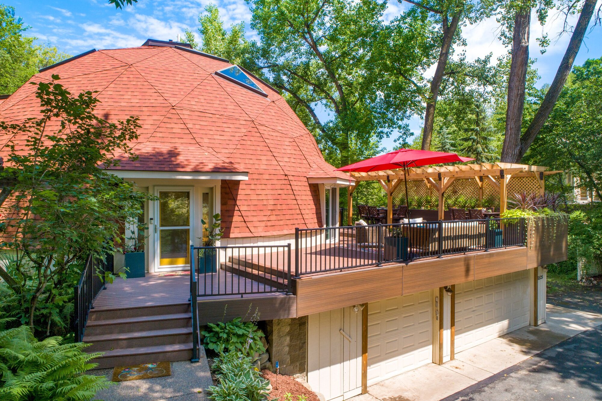 Garden Deck Getaway in Prairie, MN - Photo 1