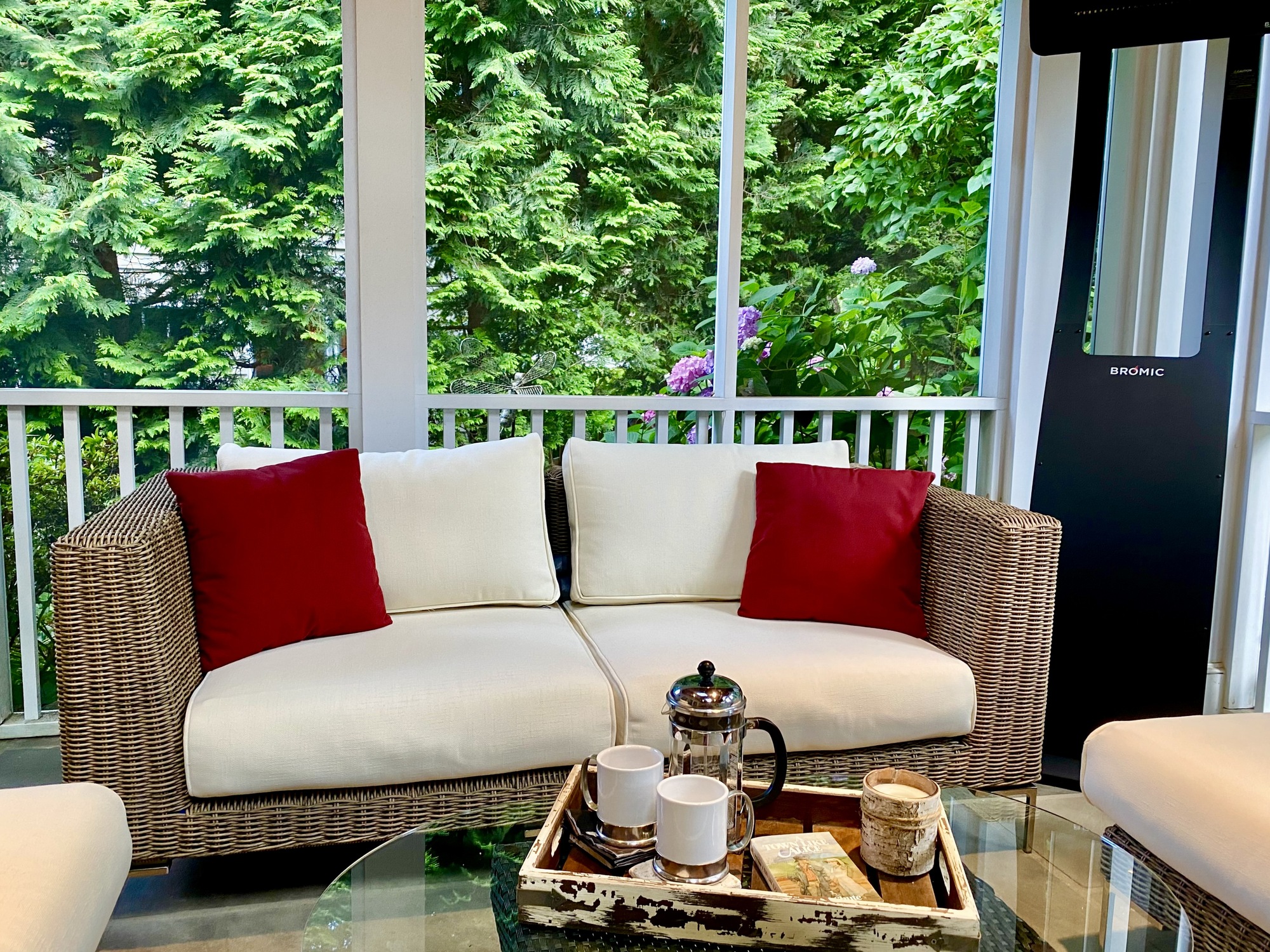Lush Garden Porch in Kensington, MD - Photo 1