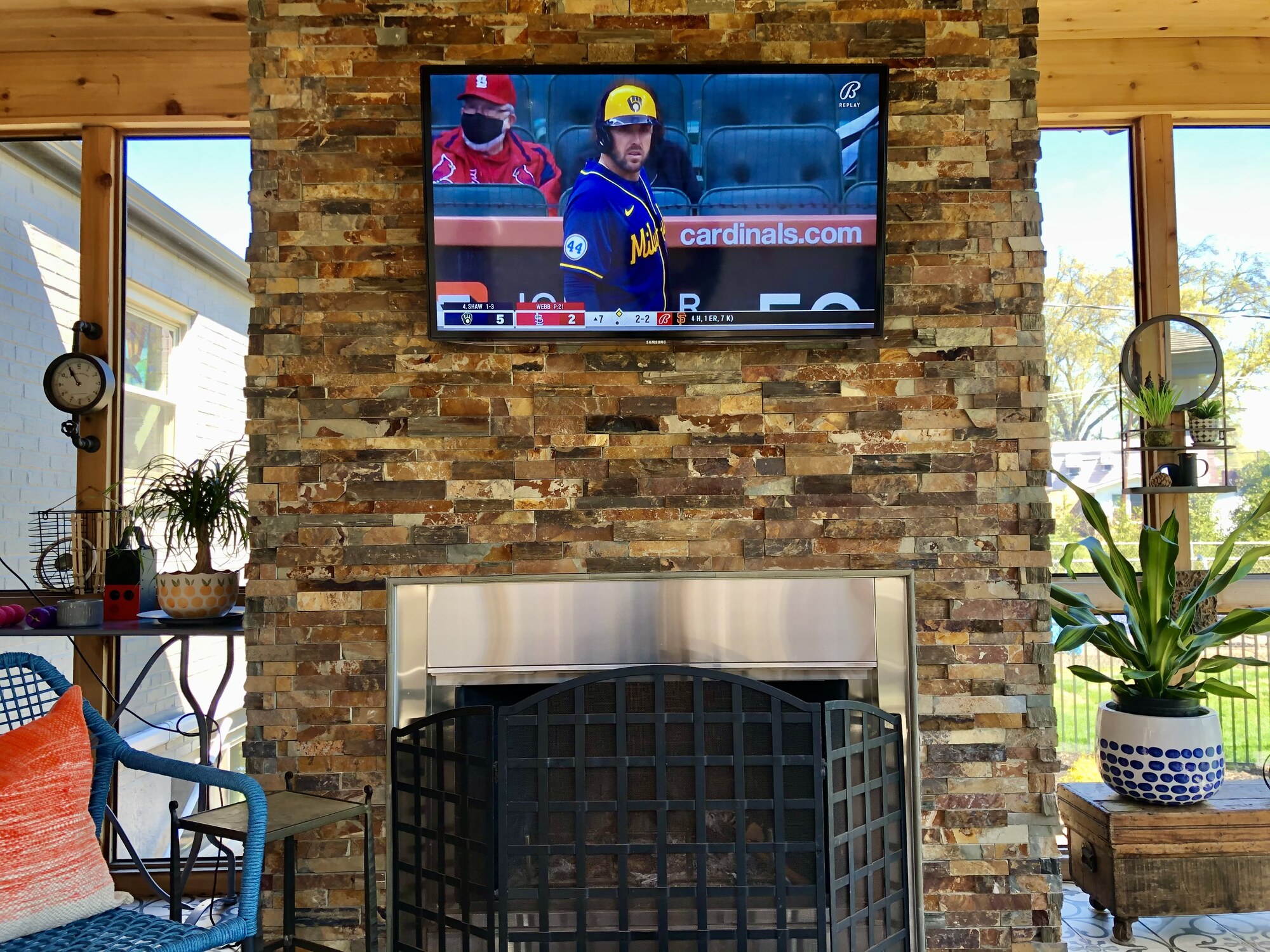 Relaxing Porch in South City St. Louis, MO - Photo 8