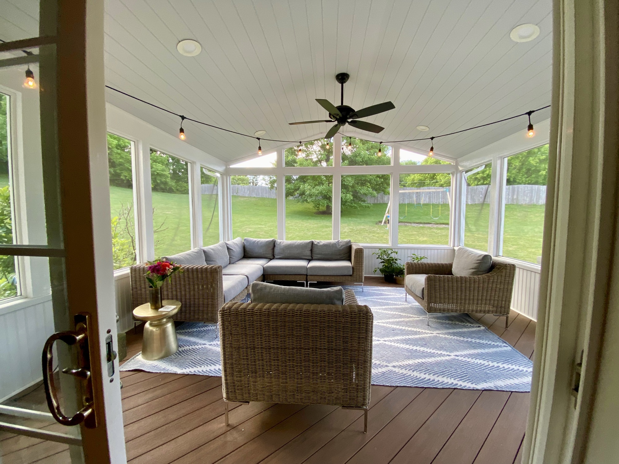 A New York Director’s Spacious Screened-In Porch - Photo 1