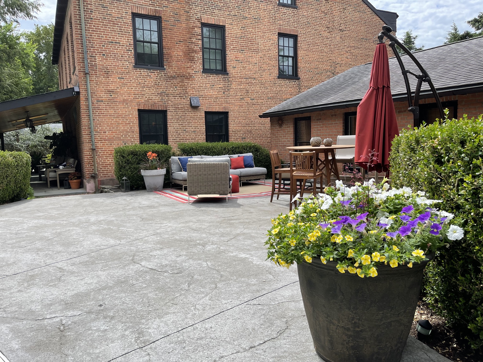 A Travel Buff’s Eclectic Farmhouse with Pool in Albany, NY - Photo 10