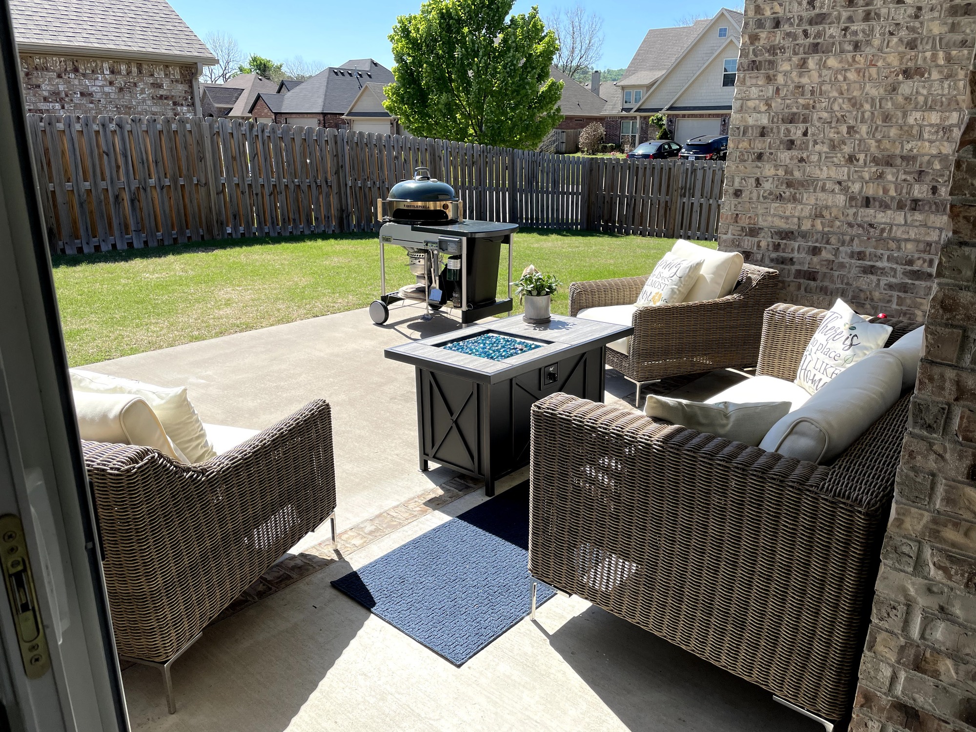 A Sports-Loving Family’s Modern Gathering Space in Fayetteville, AR - Photo 3