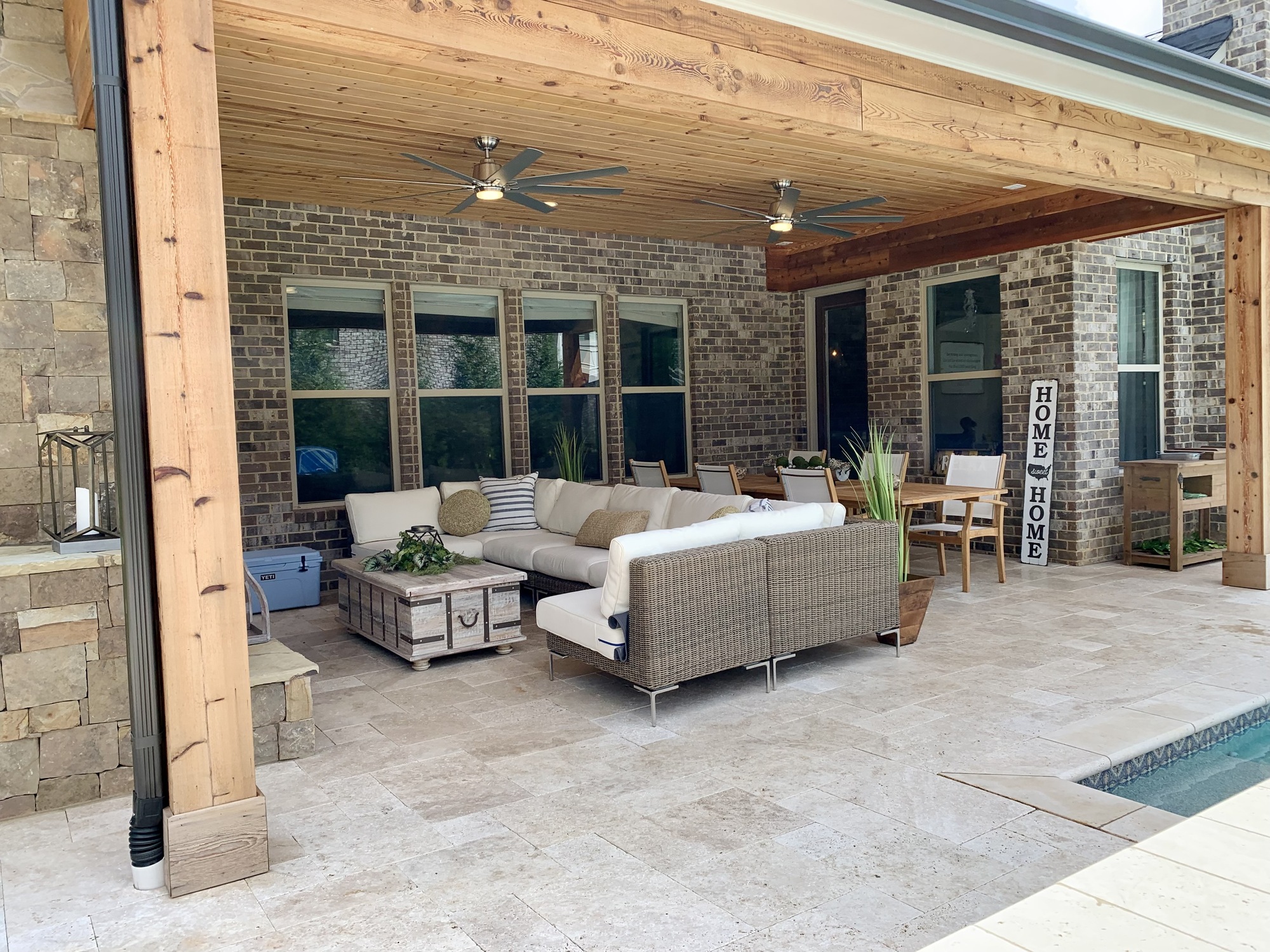 A Rustic Caribbean–Themed Outdoor Living Space - Photo 4