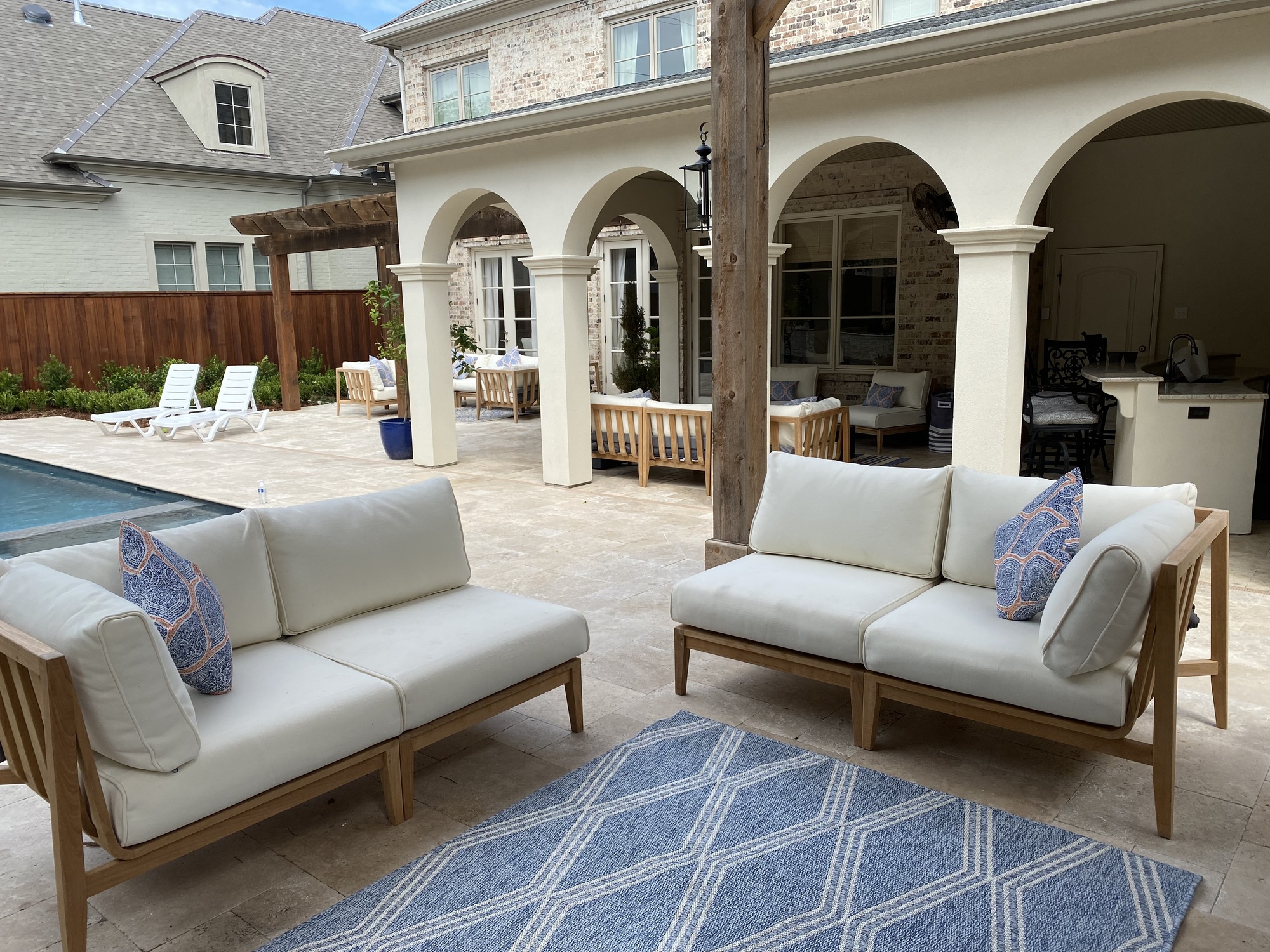 A Cozy, French-Country New Orleans Backyard and Pool - Photo 1