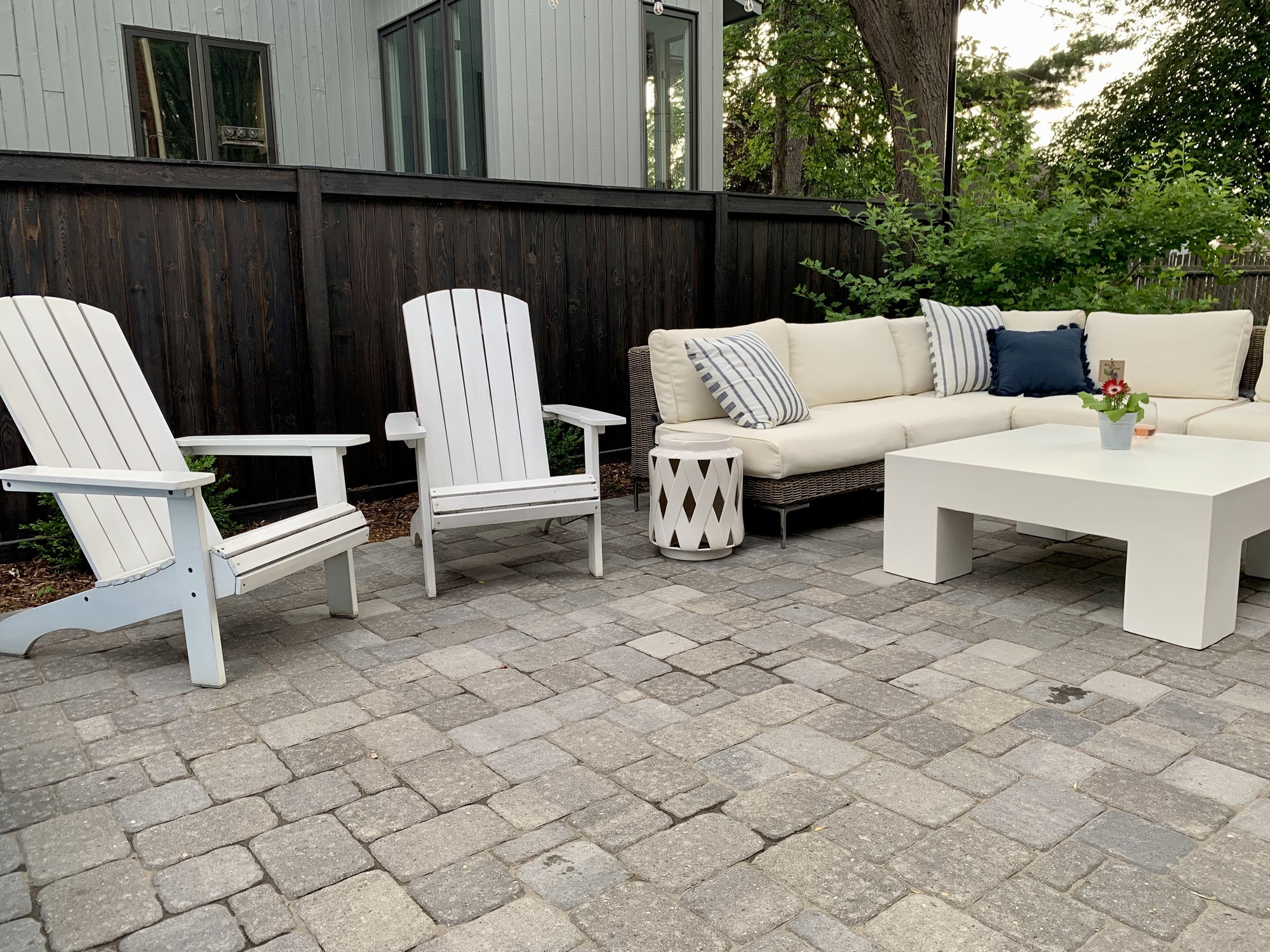 A Family-Friendly Backyard Patio in St. Paul - Photo 2