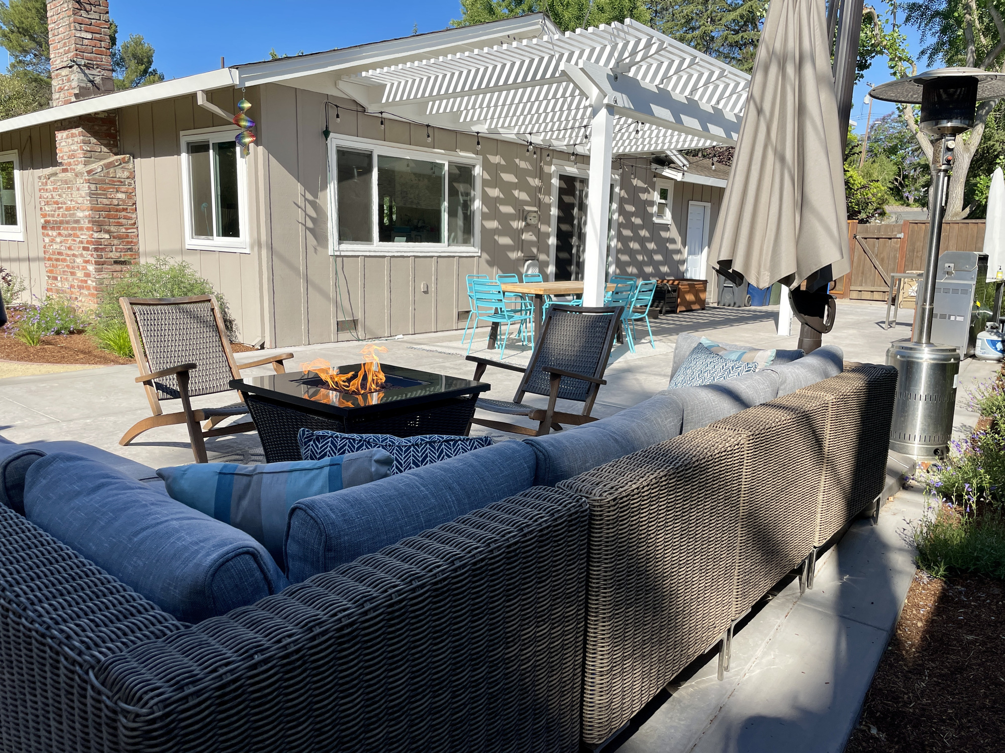 A Modern Farmhouse Turned Staycation Destination - Photo 4