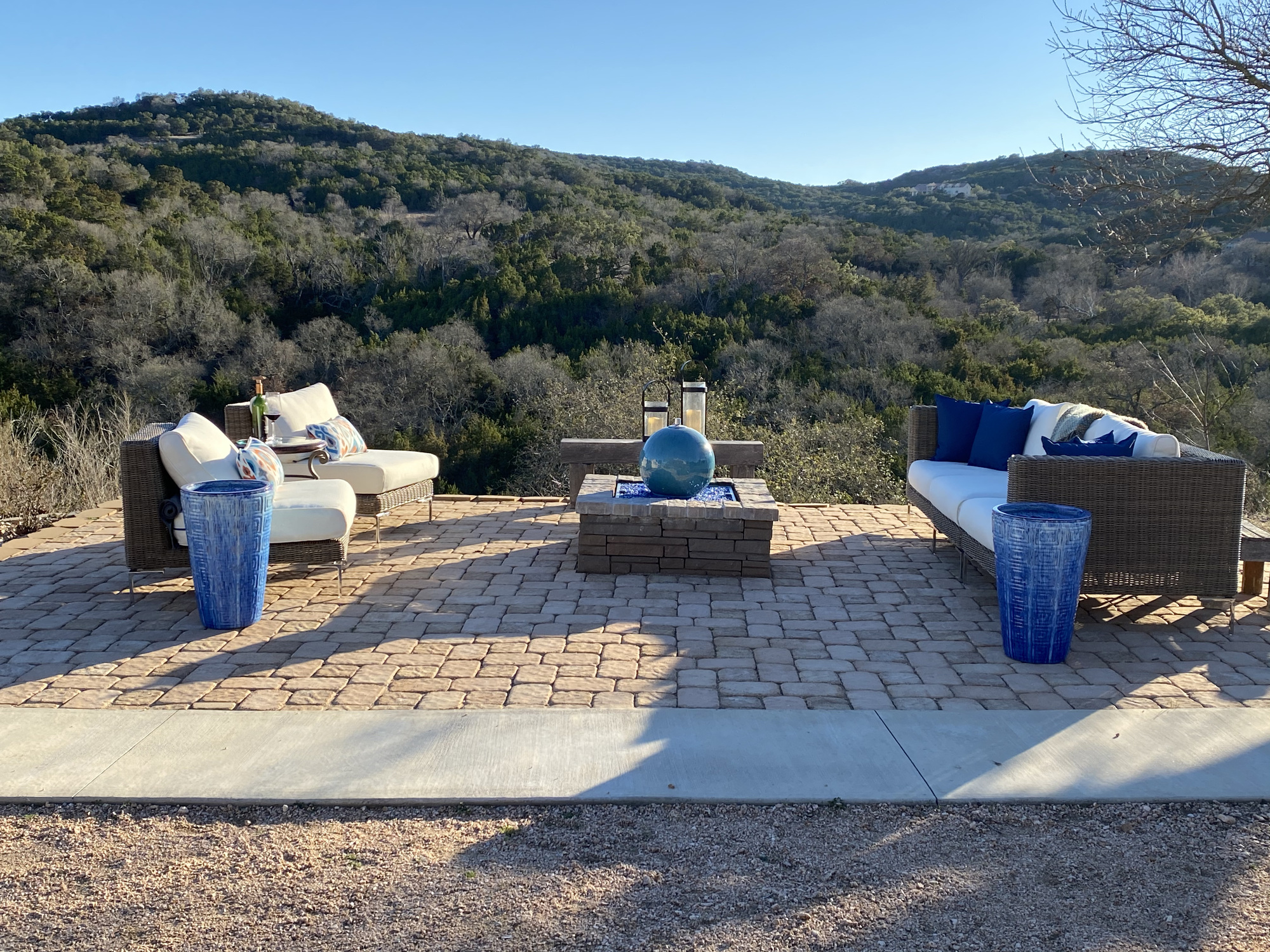 Farmhouse Getaway in Texas Hill Country - Photo 3