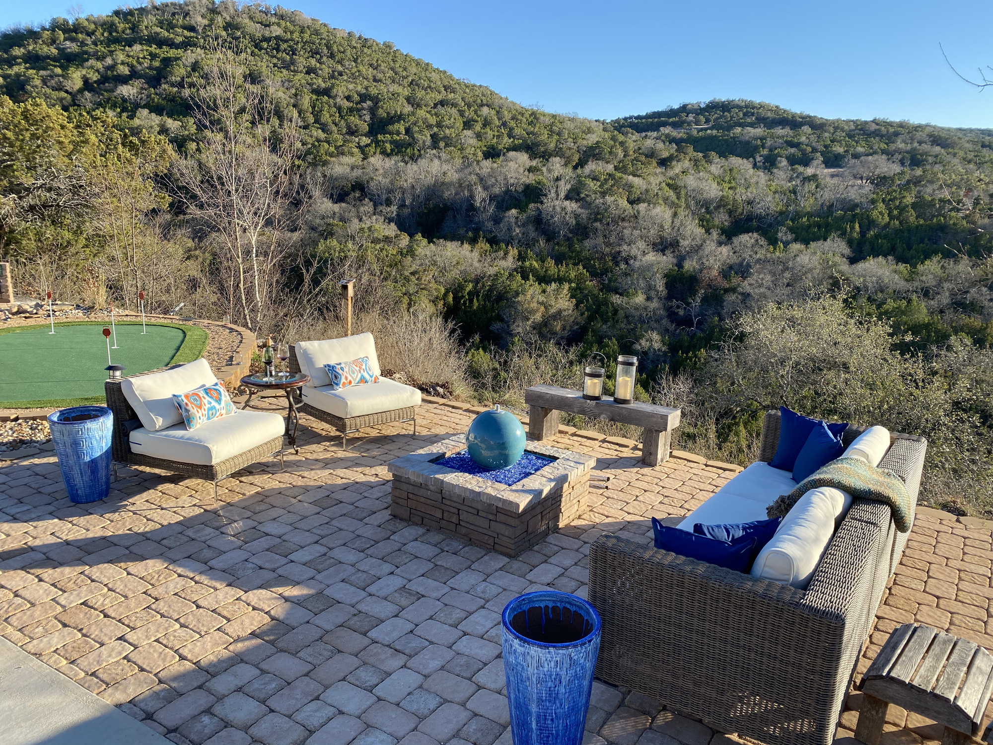 Farmhouse Getaway in Texas Hill Country - Photo 7