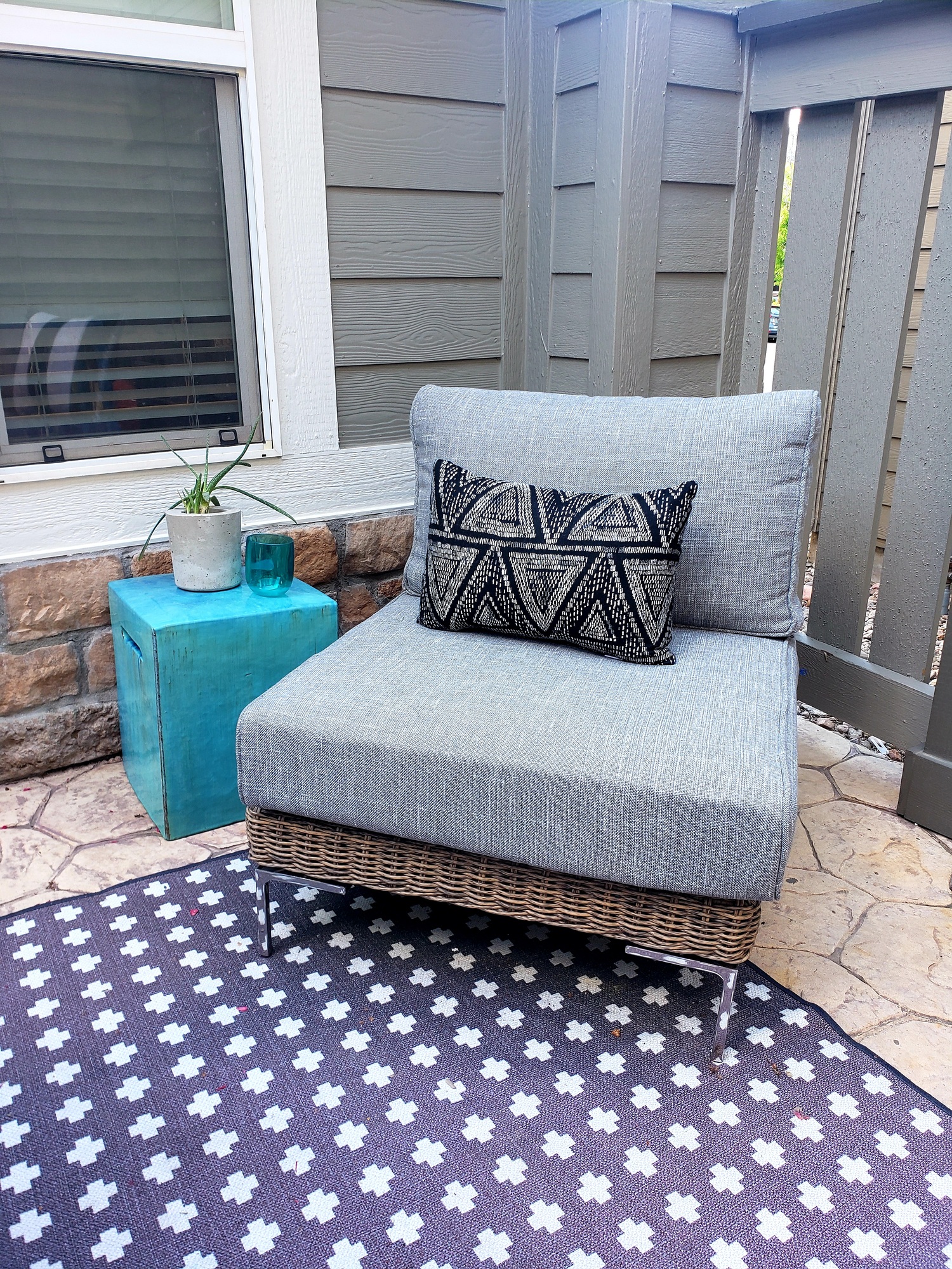 Entertainment-Ready Patio in Highlands Ranch, CO - Photo 6