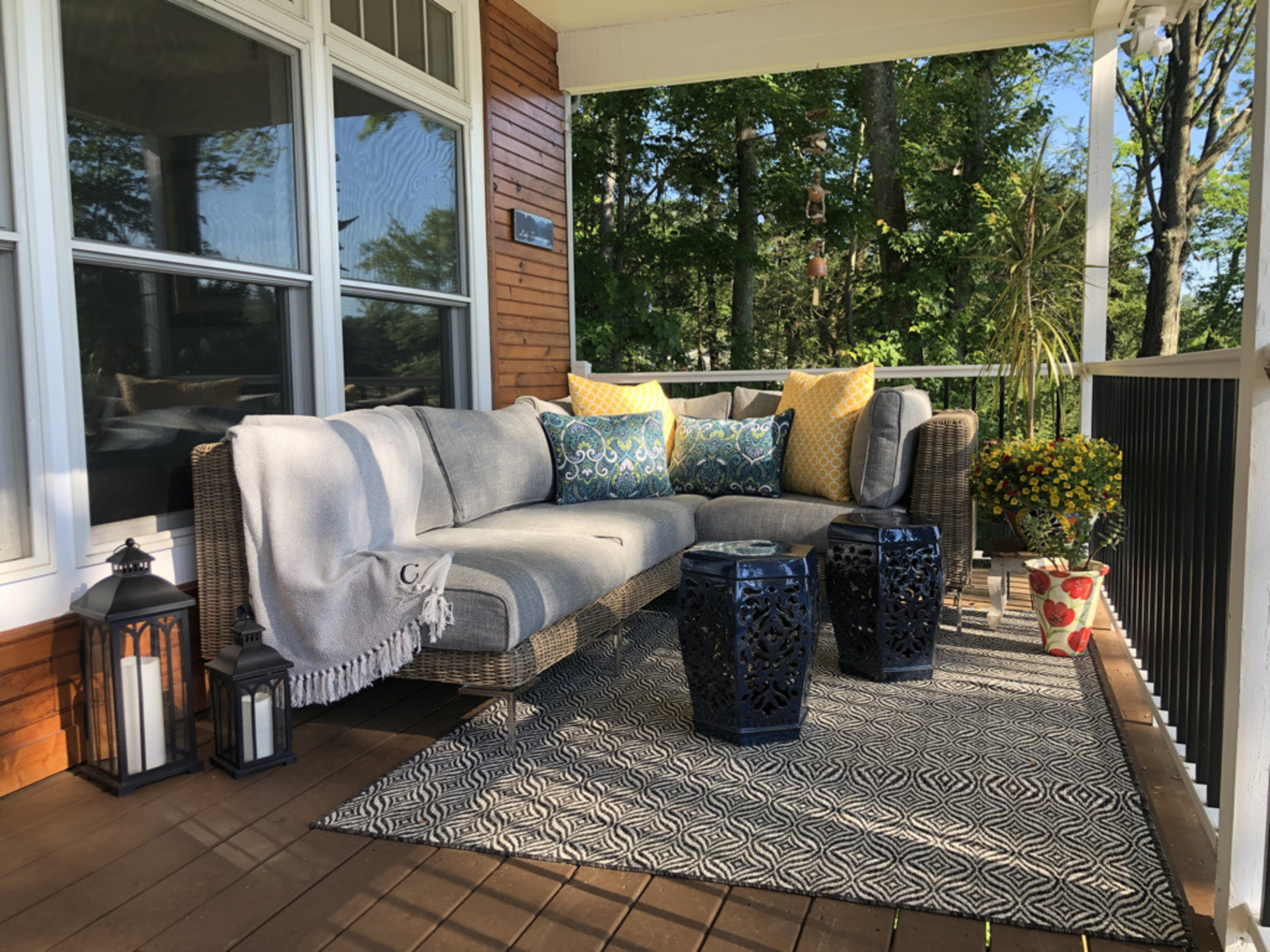 A Retiree’s Wrap Around Porch with Lake Views - Photo 2