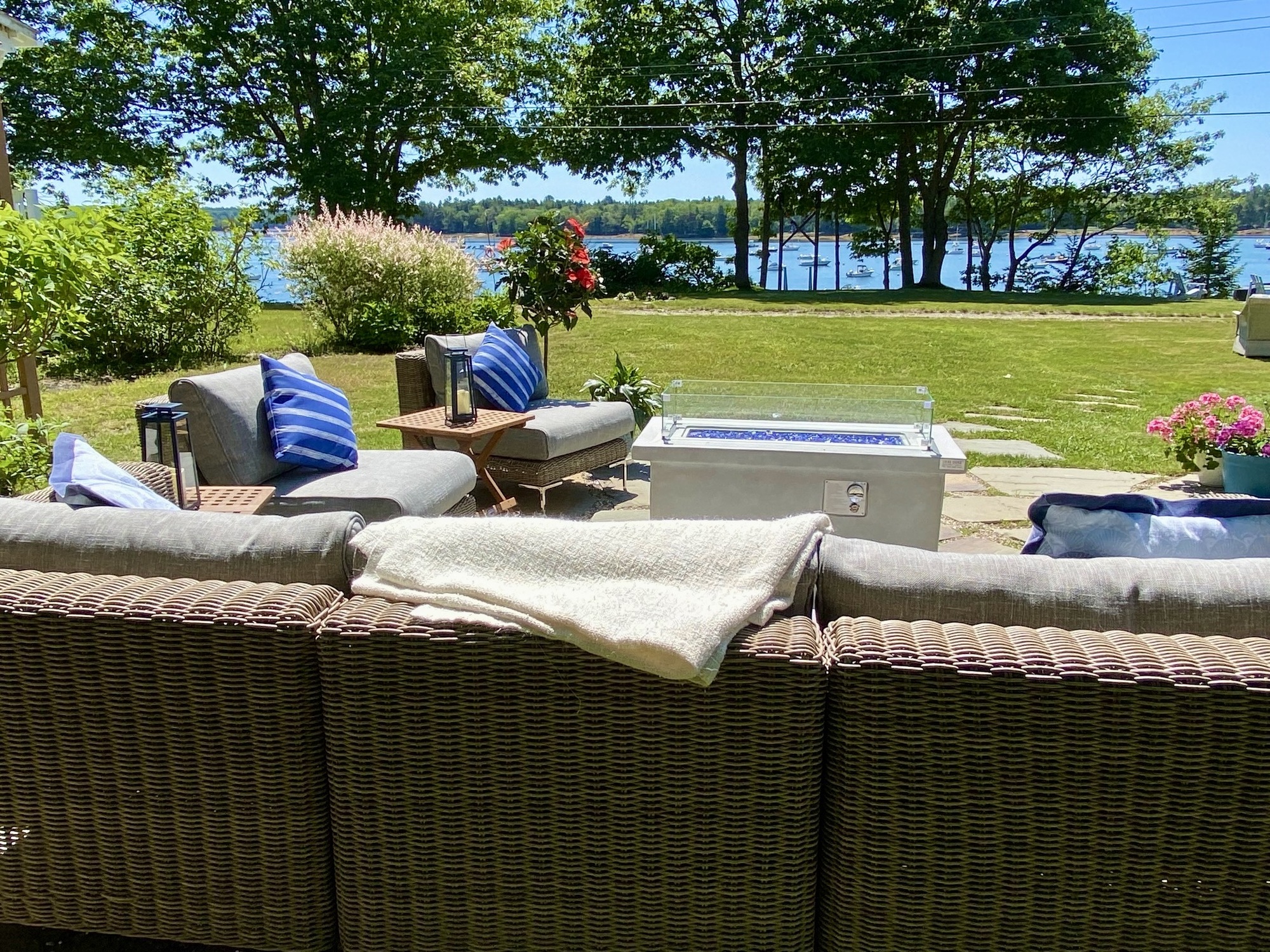 A Sensory Experience on a Bluestone Patio Overlooking Casco Bay - Photo 8