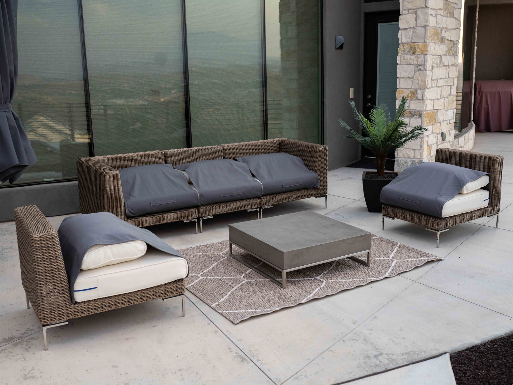 A Marathoner’s Modern Hilltop Patio in Utah - Photo 7
