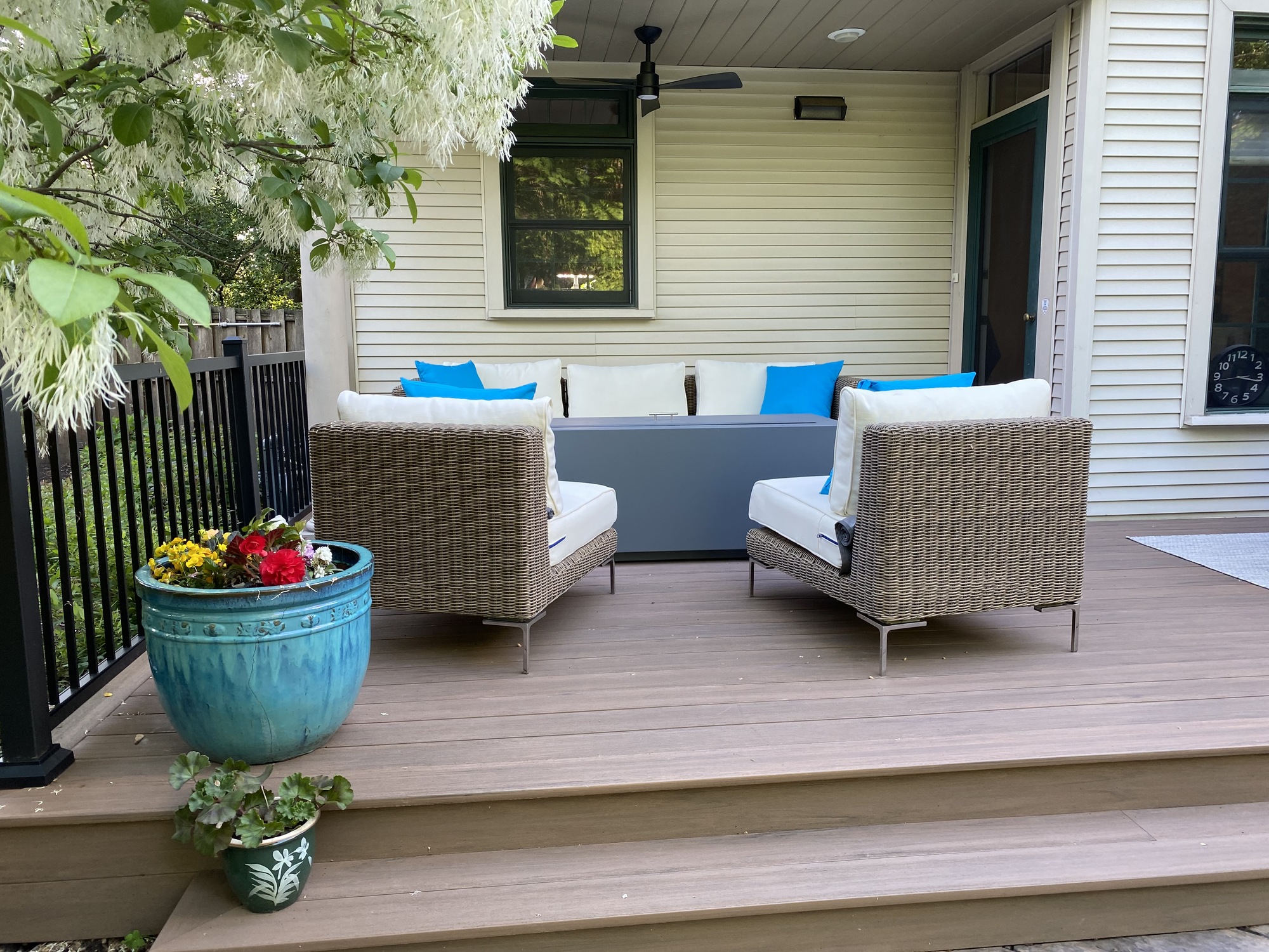 A Contemporary Poolside Deck Near Chicago - Photo 1