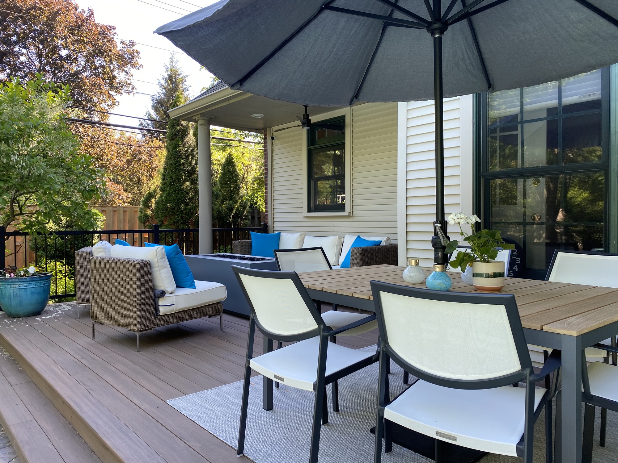 A Contemporary Poolside Deck Near Chicago - Photo 7