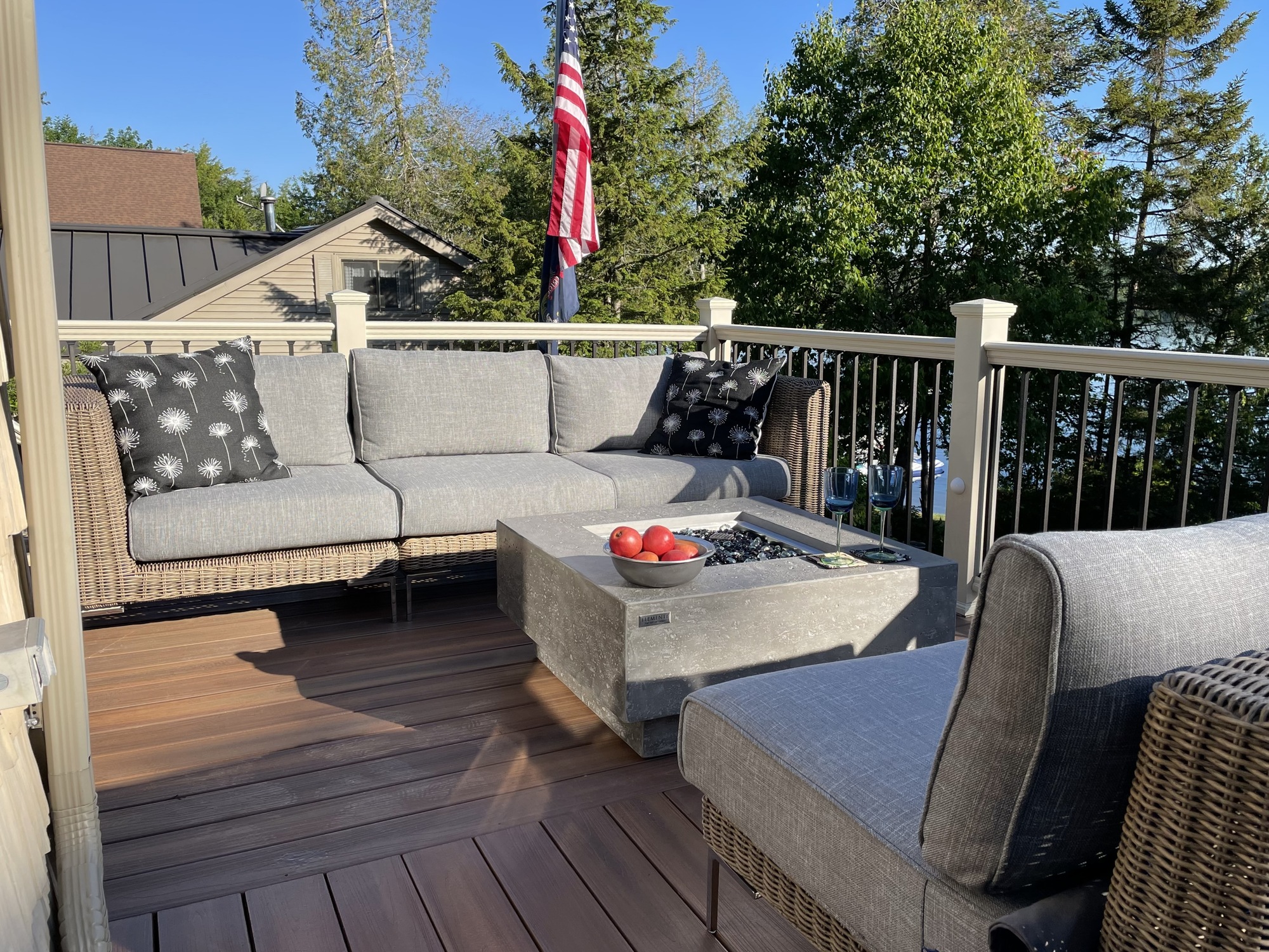 A Beautiful Lakefront Deck in Remote Maine - Photo 2
