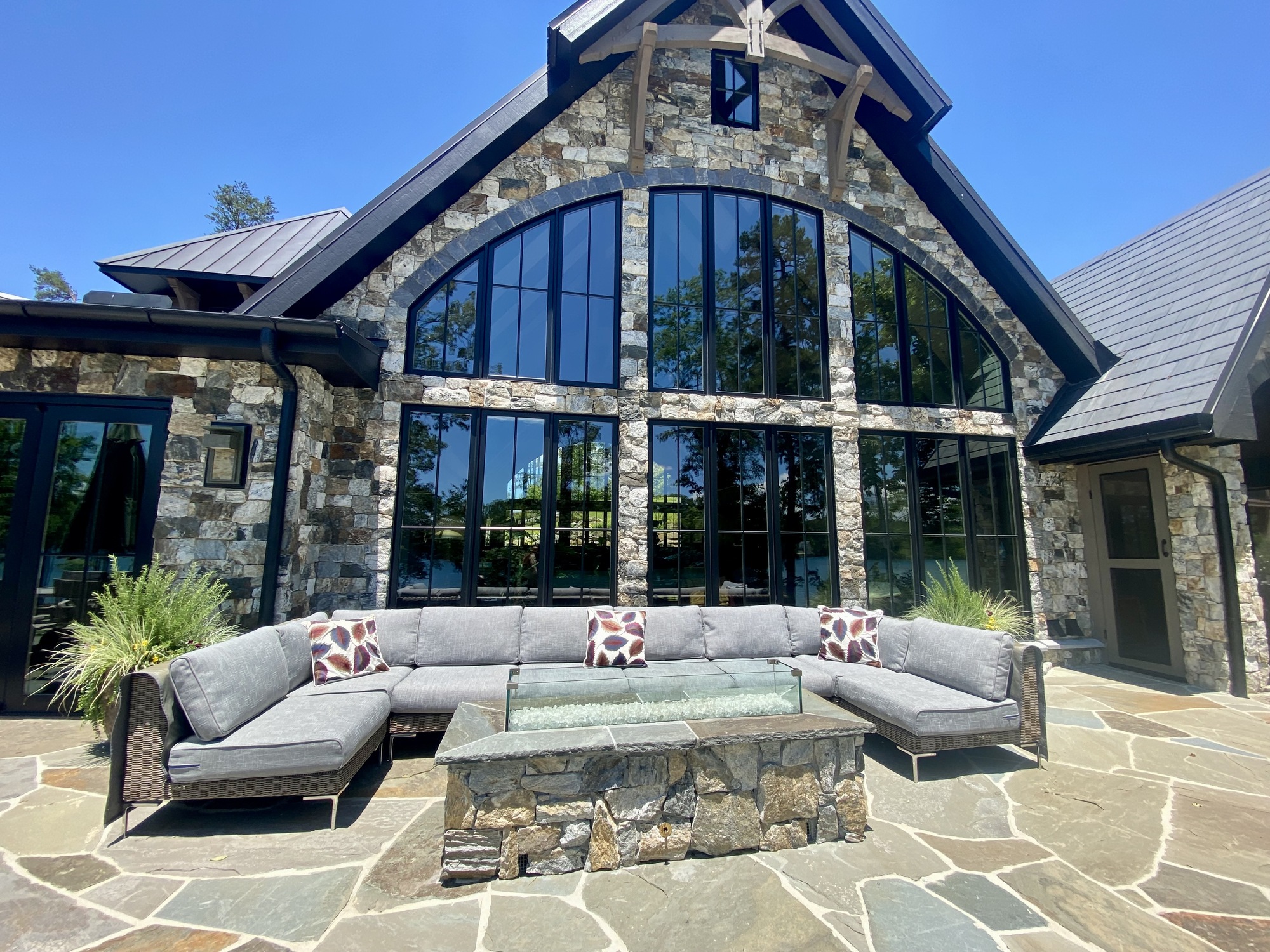 Waterfront Patio in South Carolina - Photo 10