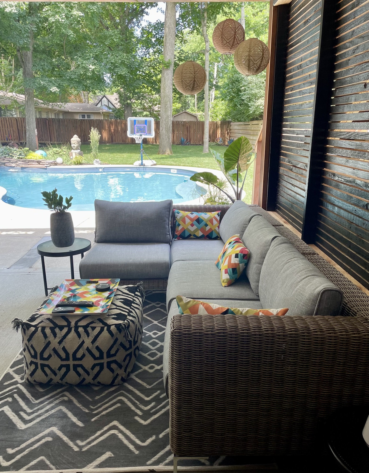 A Massage Therapist’s Soulful Poolside Oasis - Photo 5