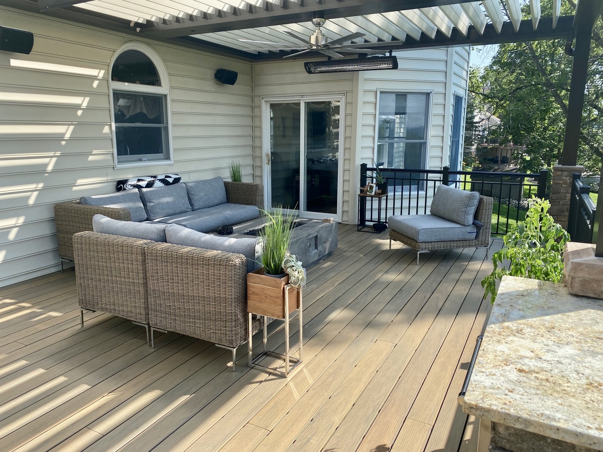 A Modern Deck Designed for Every Season - Photo 1