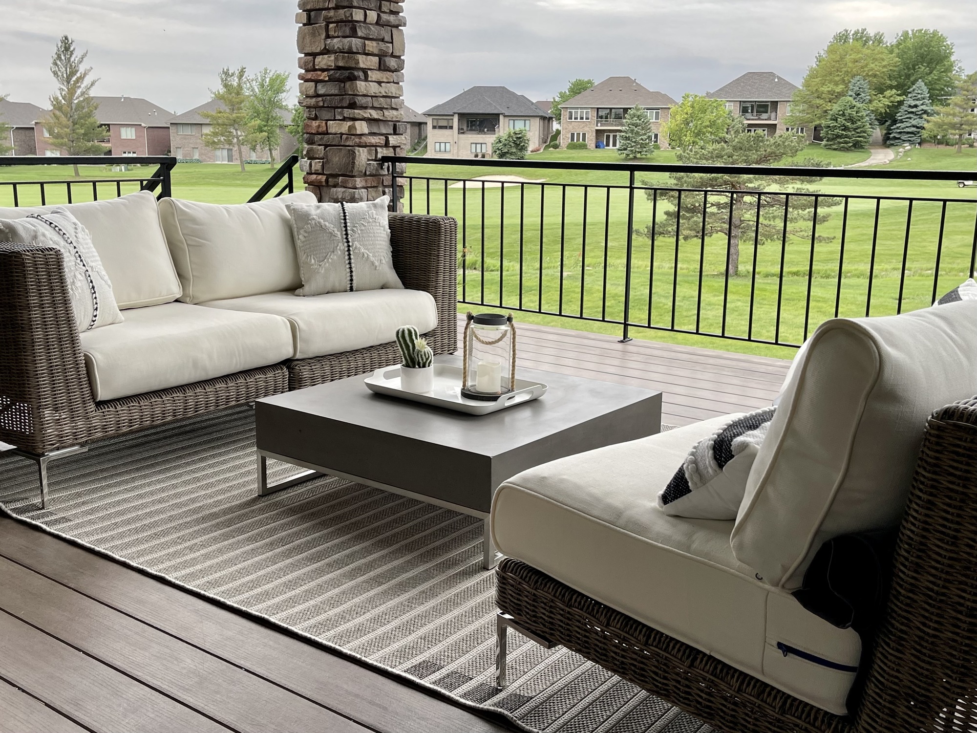 Mid-Century Deck in Lincoln, Nebraska - Photo 5